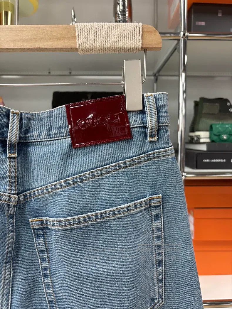 Gucci Gucci Washed blue slit jeans for the old catwalk Size 25" / US 0 / IT 36 - 4 Thumbnail