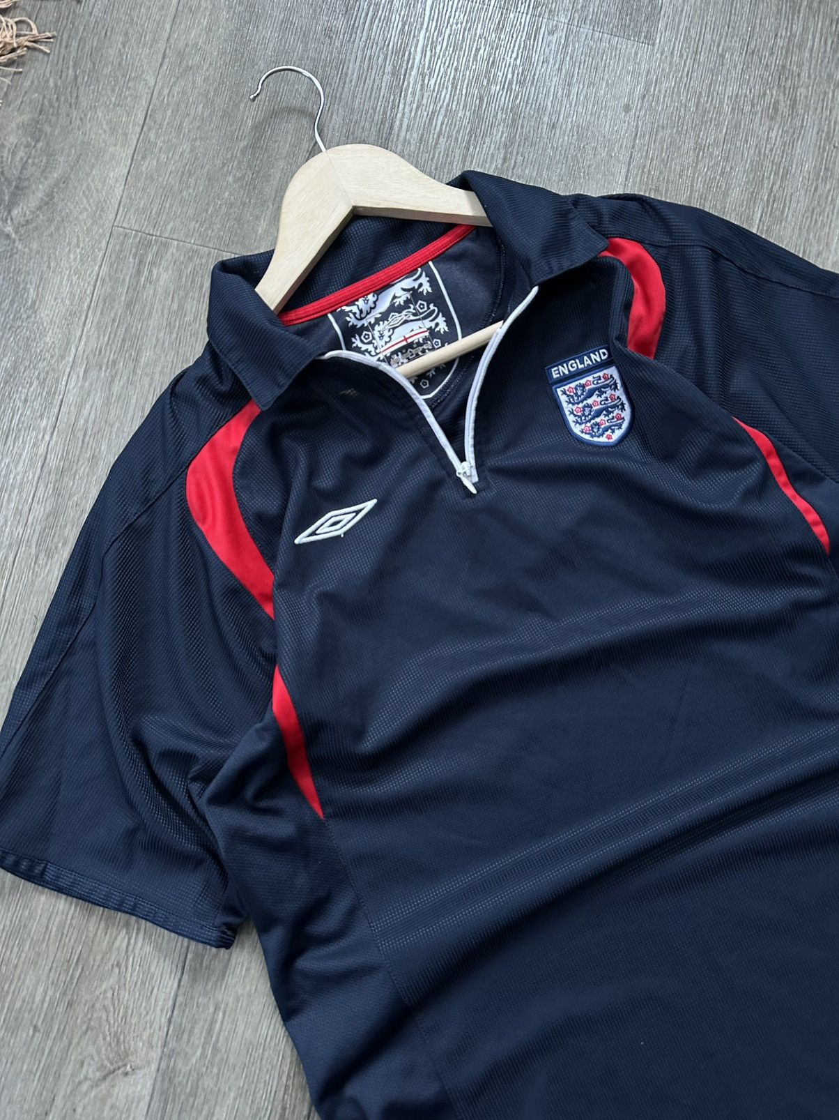 Umbro 🫧 UMBRO TRAINING SHIRT ENGLAND 2005/2006 Size US M / EU 48-50 / 2 - 2 Thumbnail