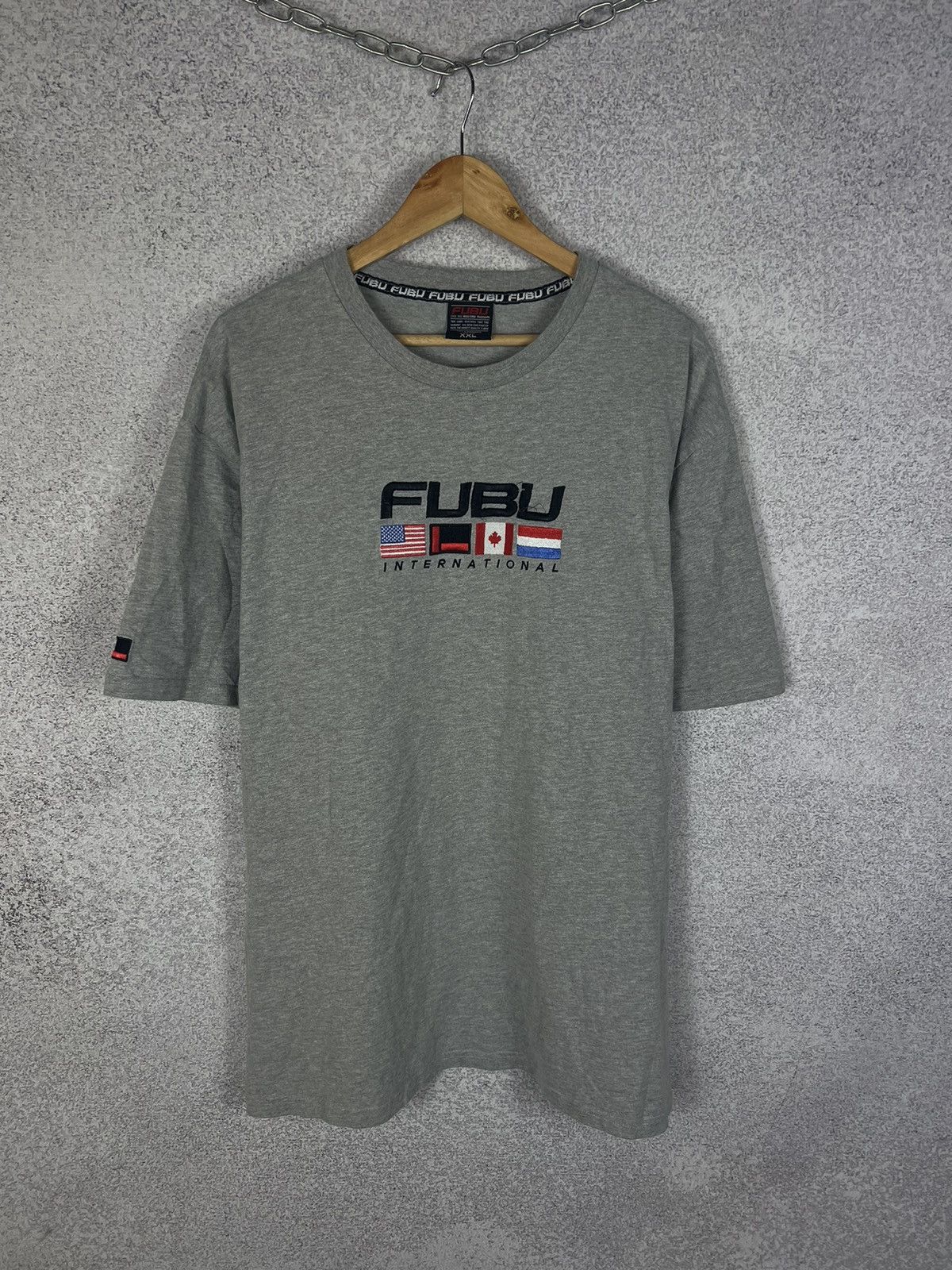 Fubu Vintage Fubu Big Embroidered Logo T-Shirt Size US XXL / EU 58 / 5 - 1 Thumbnail