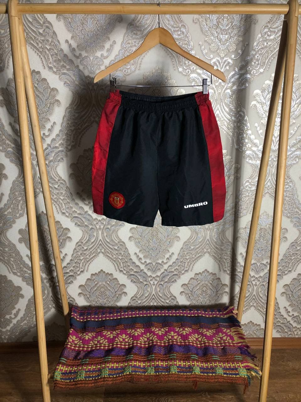 VINTAGE UMBRO FC MANCHESTER UNITED ENGLAND SOCCER JERSEY 90s