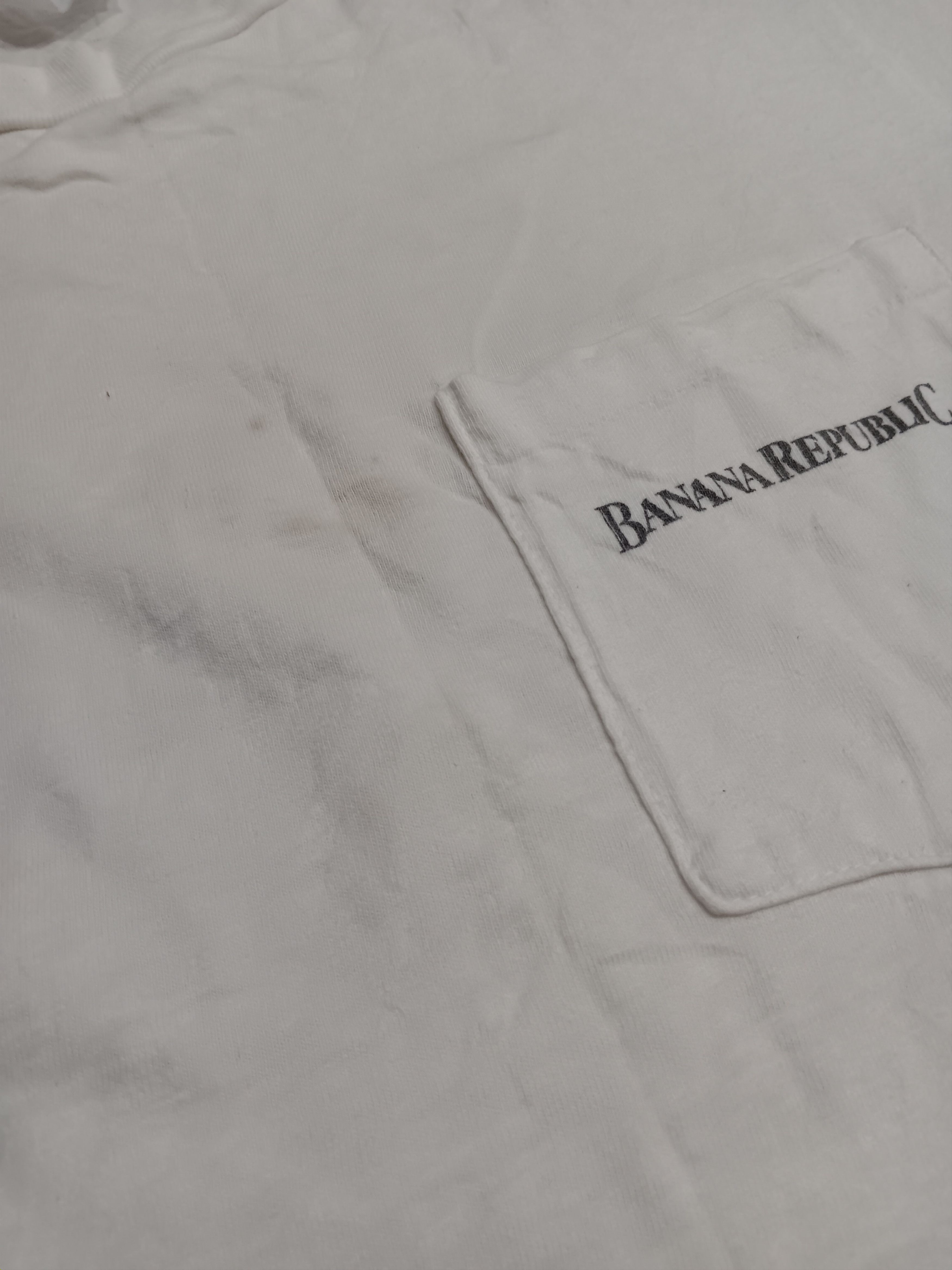 Banana Republic × Vintage Vintage Banana Republic Single Pocket T-shirts Size US M / EU 48-50 / 2 - 7 Thumbnail