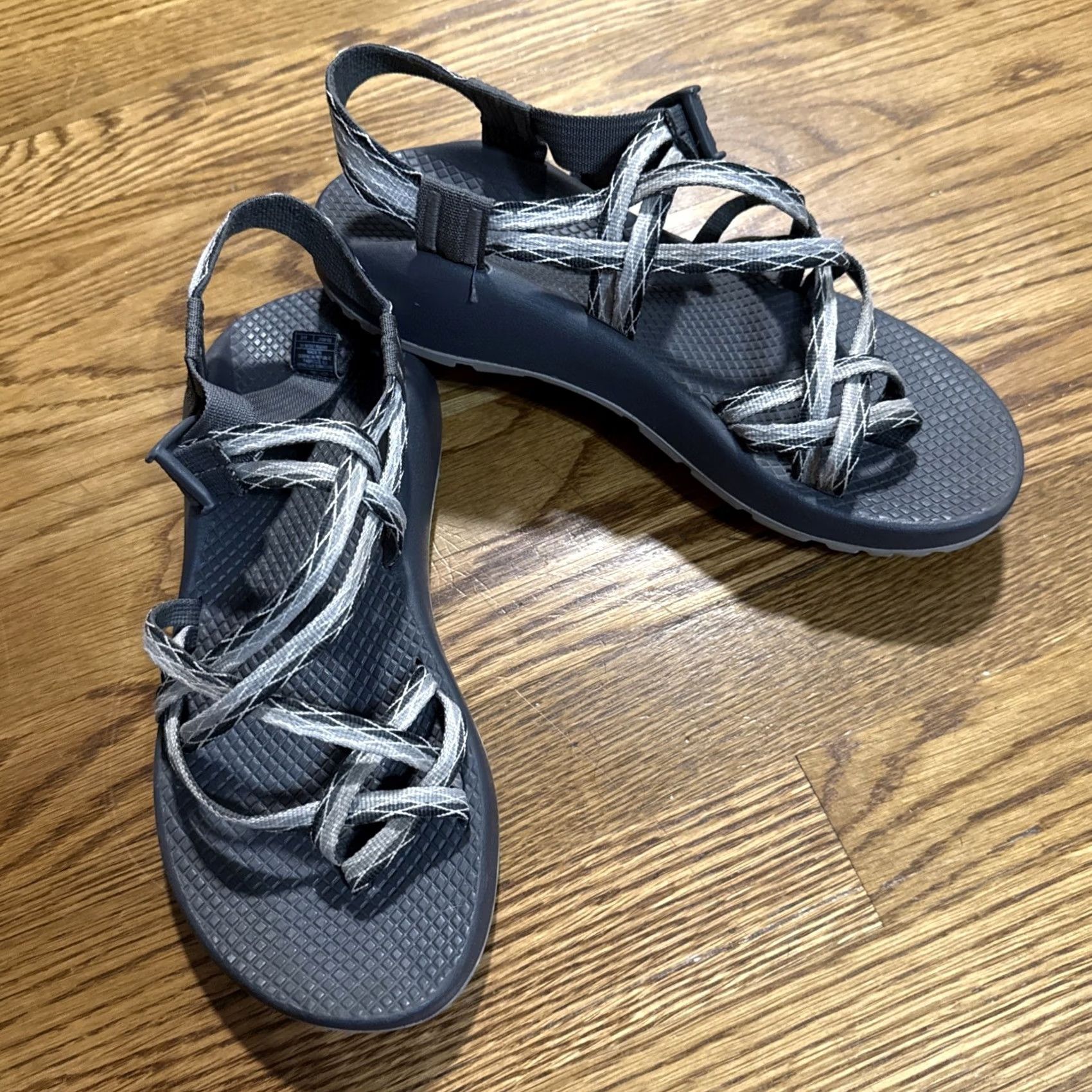 Chaco Chaco ZX/2 Z/X2 Classic Apex Gray Comfort Sandals Women Size 9 Gray Strappy Sandal Hiking Gorpcore Size US 9 / IT 39 - 2 Thumbnail
