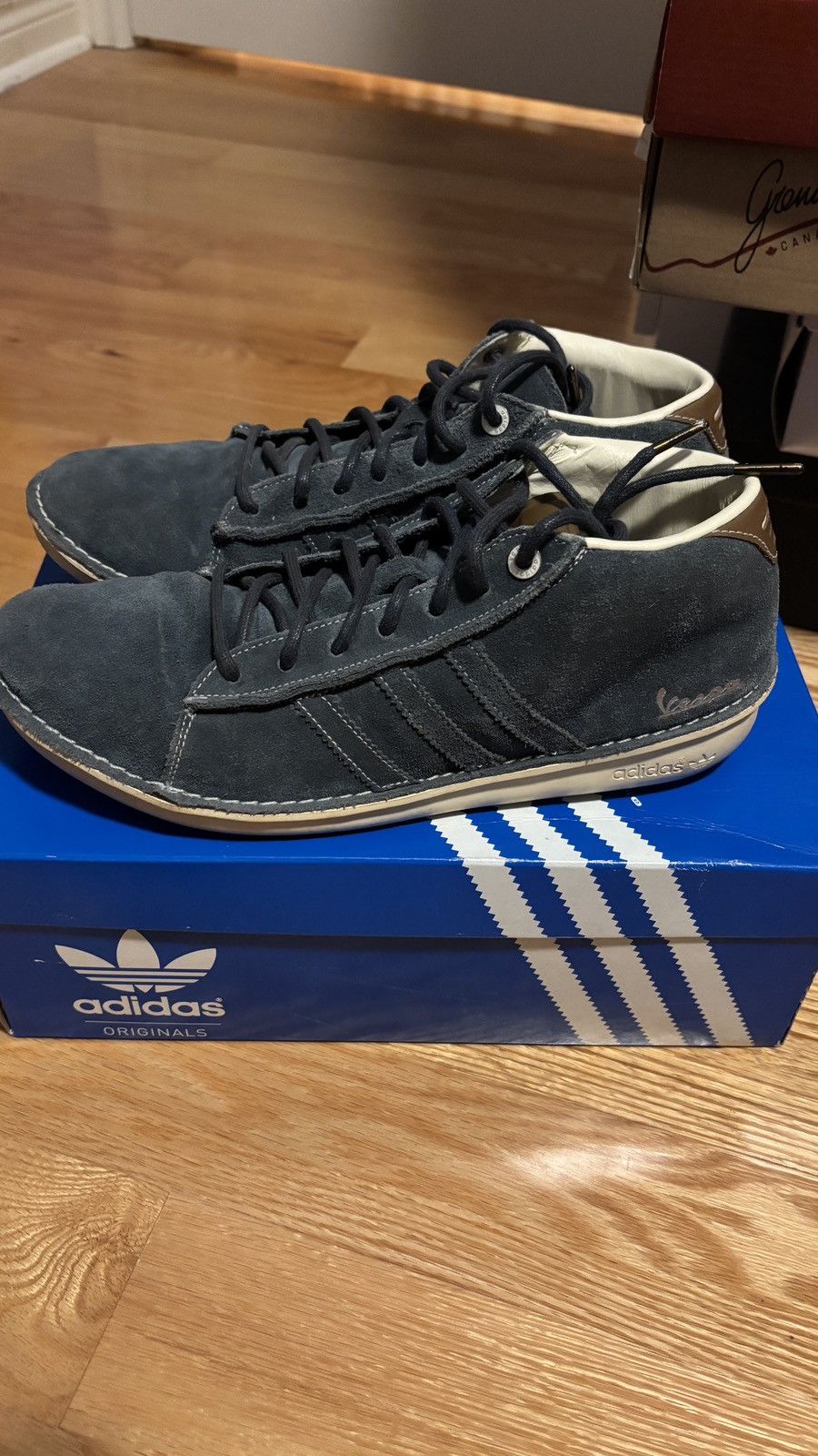 Adidas ADIDAS RETRO VESPA OG DARK TEAL sz 9.5 Size US 9.5 / EU 42-43 - 5 Thumbnail