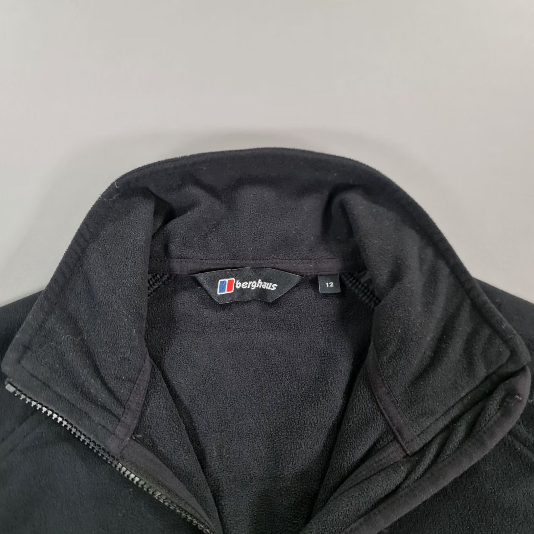 Berghaus Berghaus Womens Fleece Jacket Black 12 UK Full Zip Sweatshirt Jacket Women Carded Logo Pockets Lightweight Short 100% Polyester Sports Casual Regular Size XL / US 12-14 / IT 48-50 - 2 Thumbnail