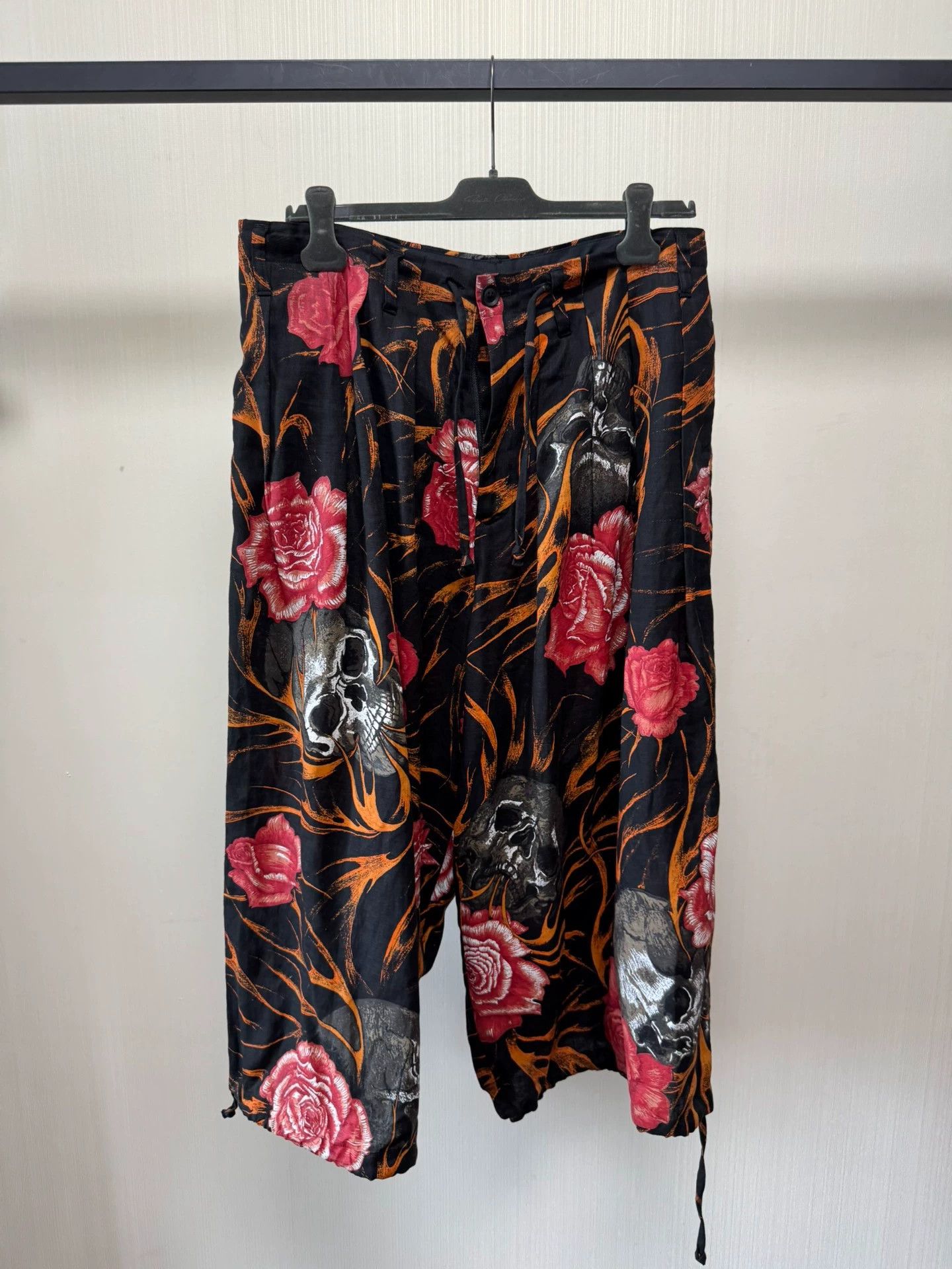 Yohji Yamamoto Yohji Yamamoto 19ss PH Skull&Rose Drawstring Hem 7/8 2 Size US 29 - 1 Thumbnail