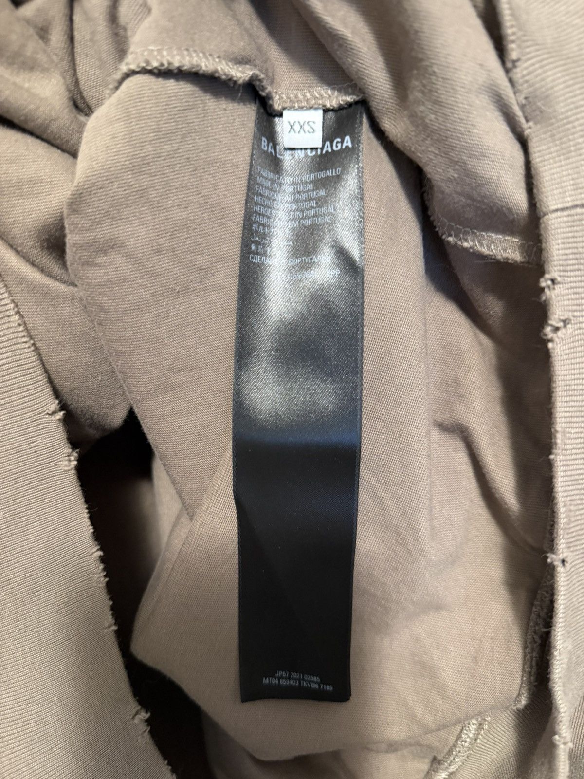 Balenciaga Balenciaga Caps Destroyed Taupe Hoodie Size US XXS / EU 40 - 5 Thumbnail