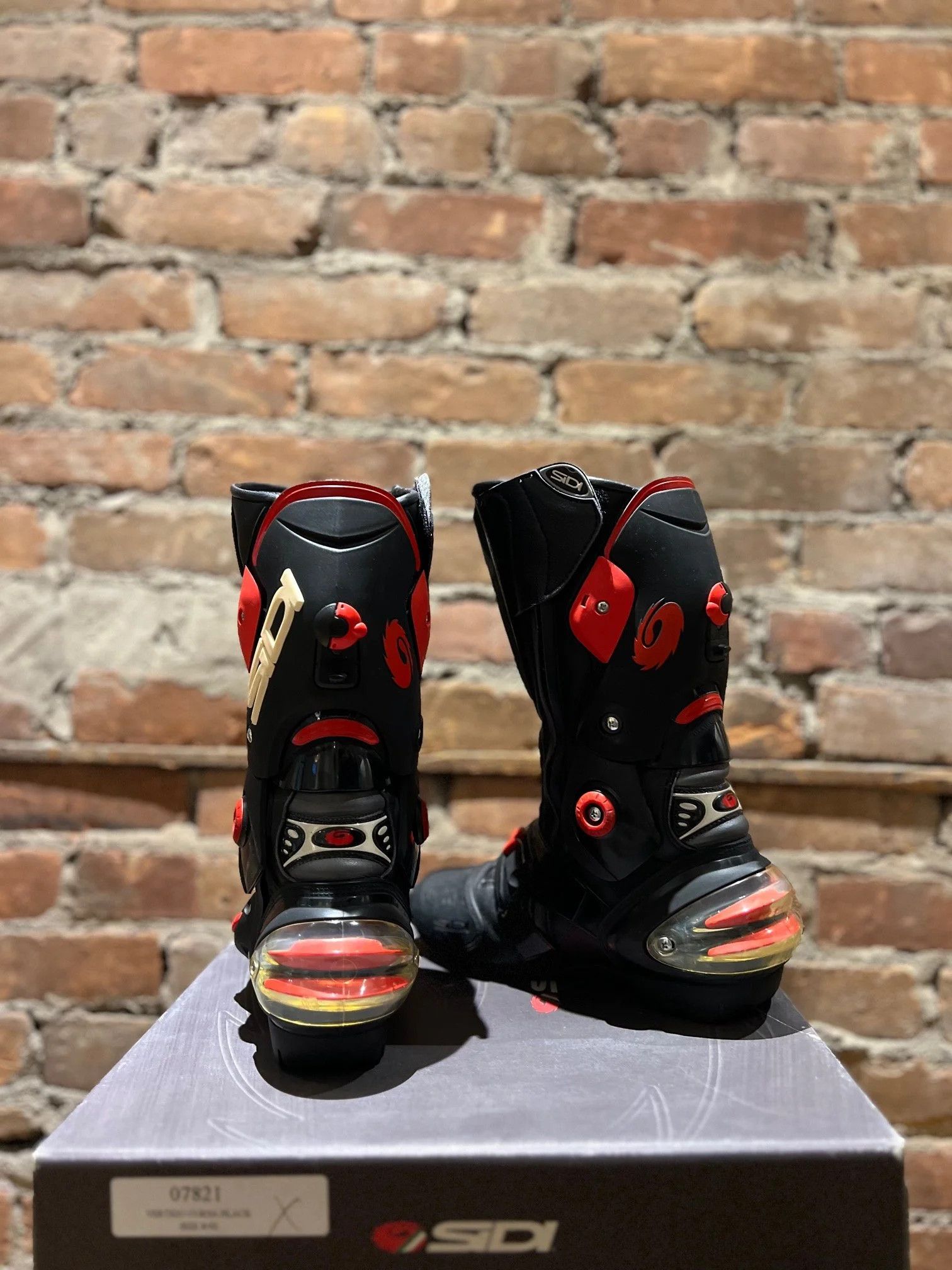 Sidi Sidi Vertigo Corsa Racing Boot – Black/Red Accents Size US 9 / EU 42 - 5 Thumbnail