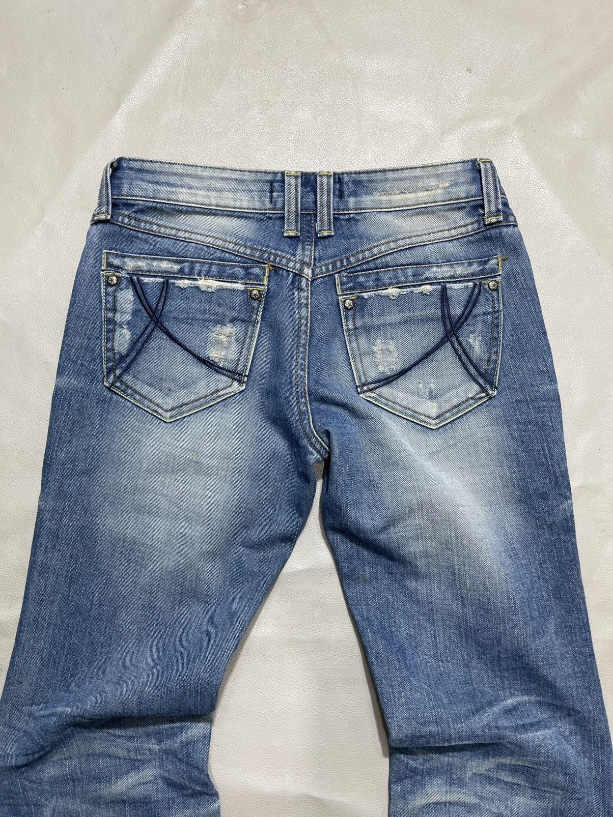 Tornado Mart Dinky jeans Flared Low rise Jeans Size US 26 / EU 42 - 6 Thumbnail
