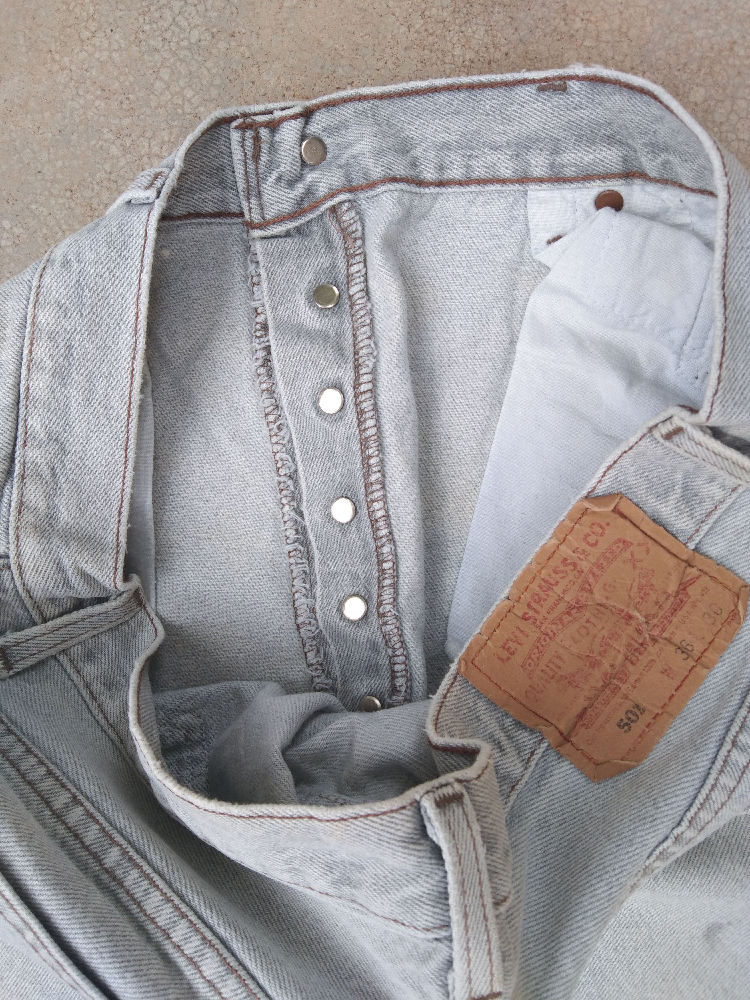 Levi's × Vintage 90s Vintage Levis 501 Made In USA Distressed Jeans 34x31 Size US 34 / EU 50 - 5 Thumbnail