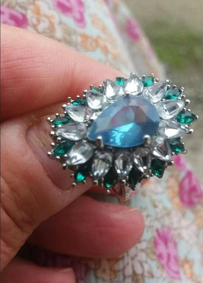 Designer 25mm Pear Cut Blue Water Drop Topaz Flower Ring - Size 6 Size ONE SIZE - 7 Thumbnail