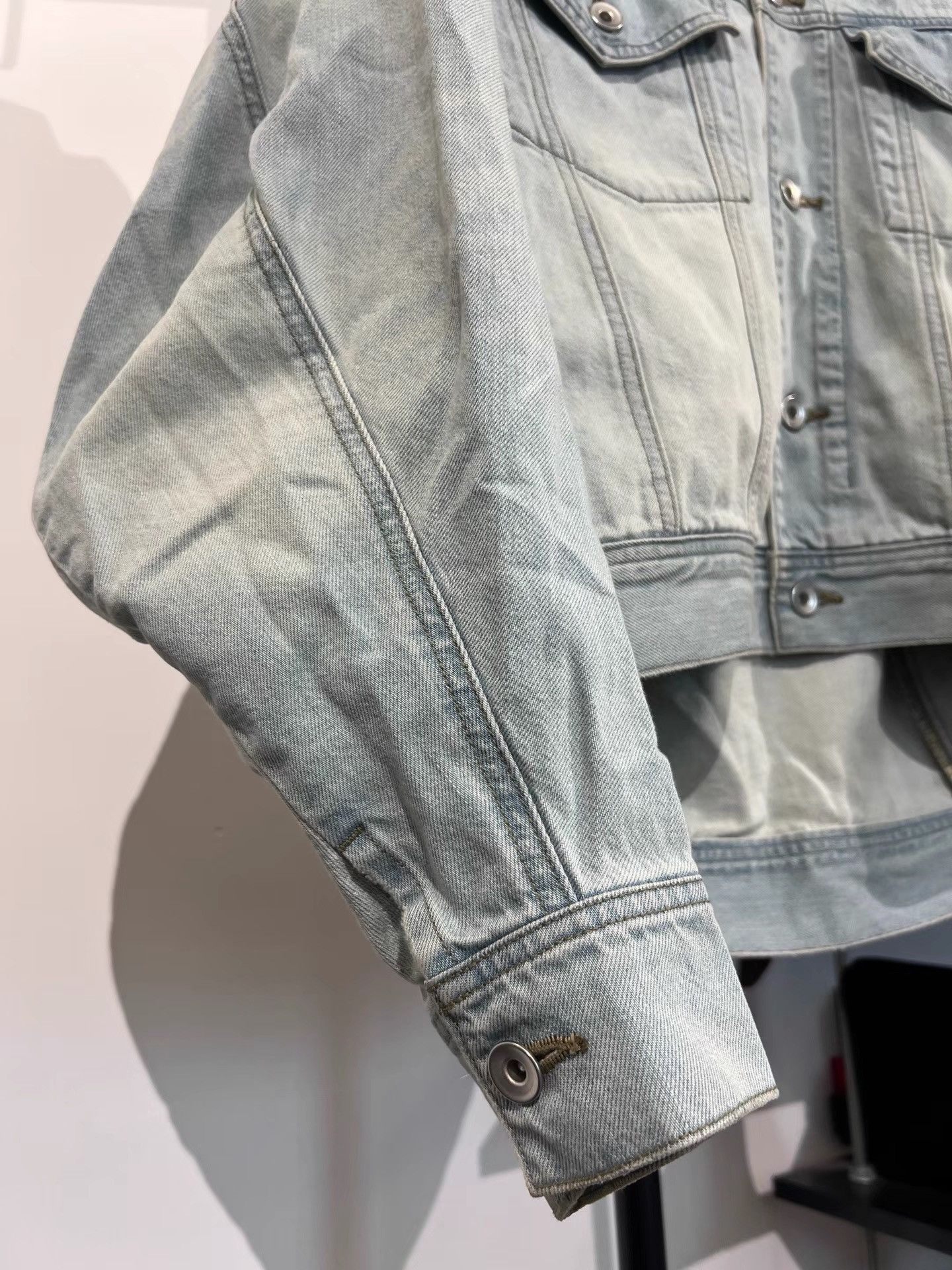 Julius Julius_7 Oversized Washed Vintage Denim Jacket K35 Size US M / EU 48-50 / 2 - 4 Thumbnail