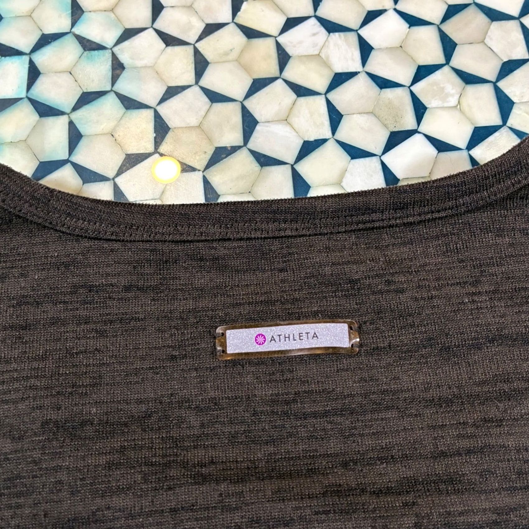 Athleta Athleta XXS Heathered Charcoal 3/4 Sleeve Top with Pockets Cinched Waist Size XXS / US 00 / IT 34 - 4 Thumbnail