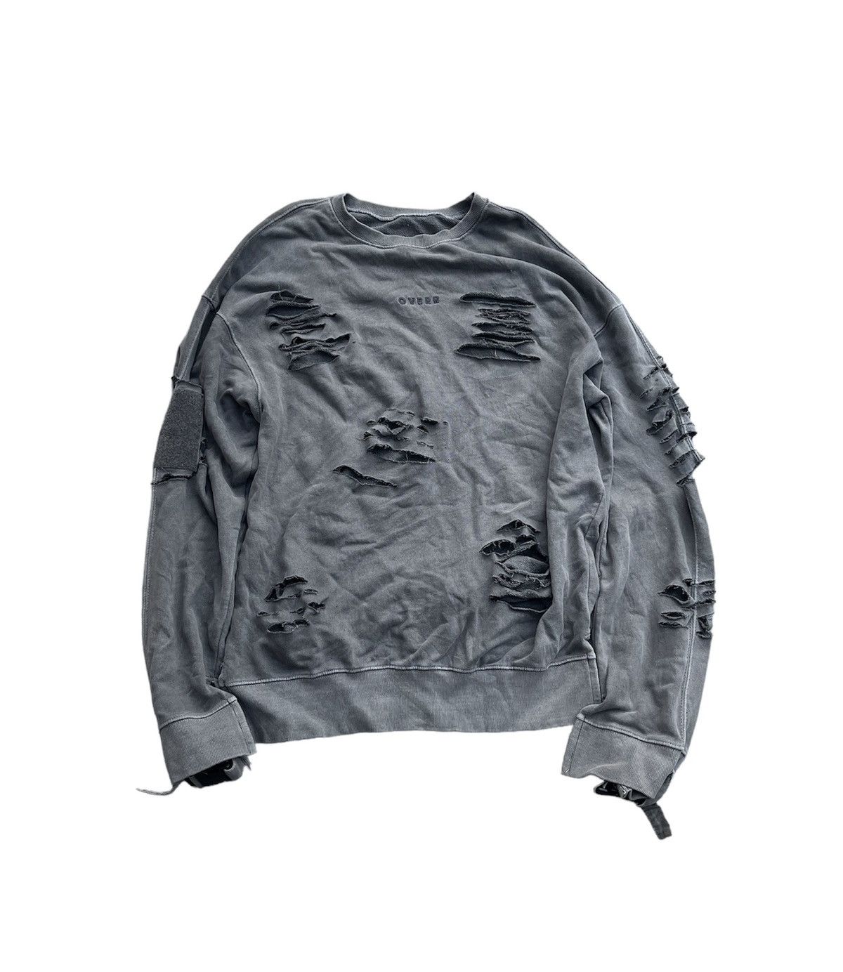 OVER DISTRESSED SWEATSHIRT