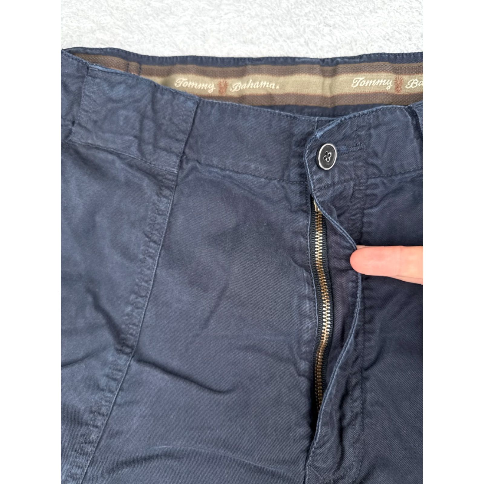 Tommy Bahama Tommy Bahama Shorts Men 33 Blue Chino Tencel Cotton Blend Expandable Waist 33x10 Size US 33 - 6 Thumbnail