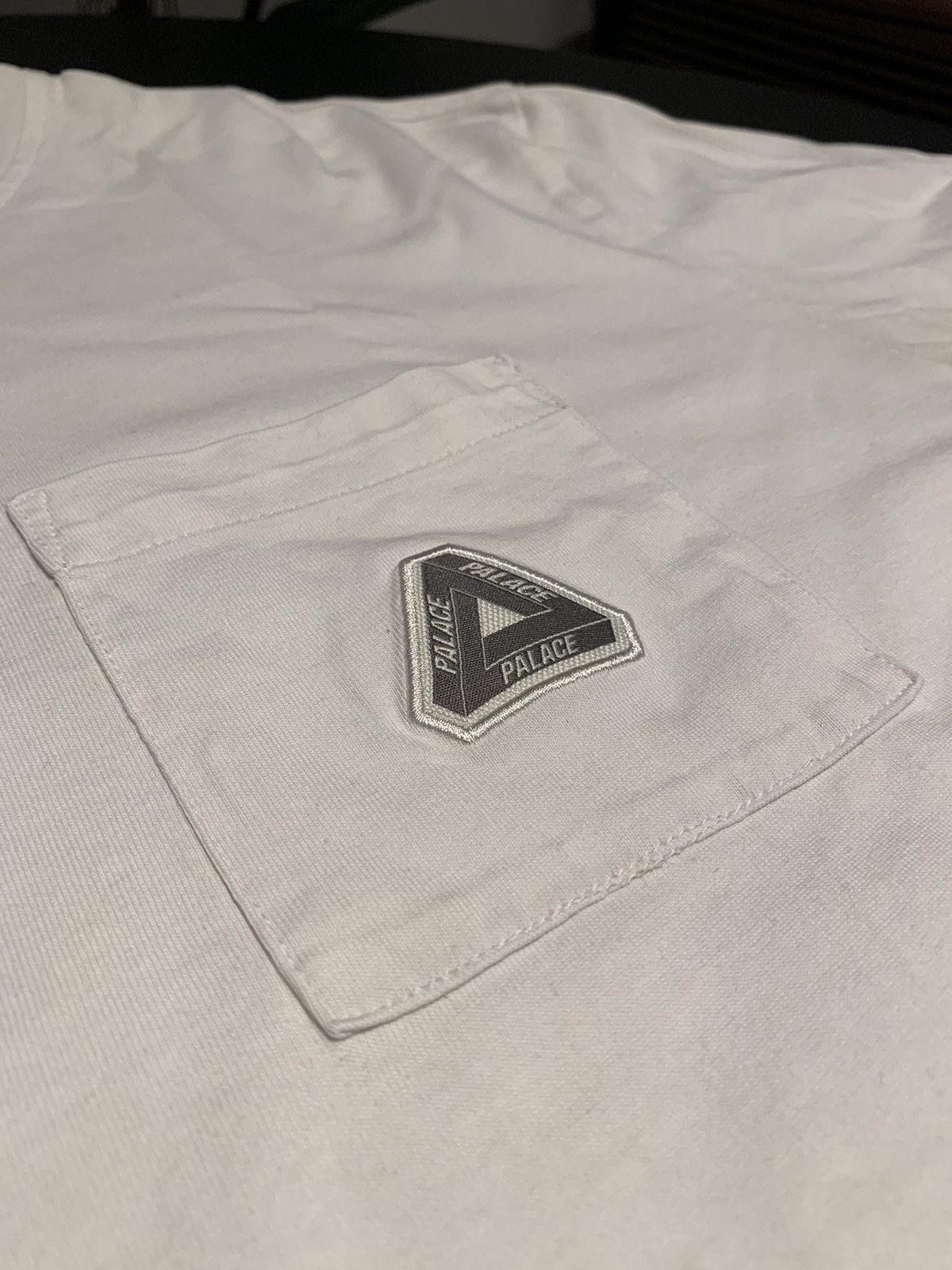 Palace Palace triferg pocket embroided white longsleeve Size US M / EU 48-50 / 2 - 3 Thumbnail