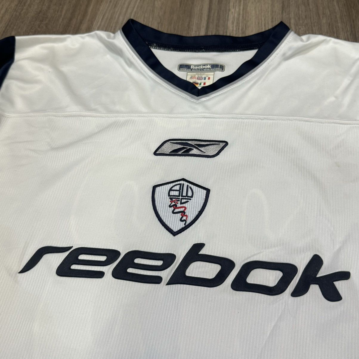 Reebok Bolton 02/03 home shirt #33 Hendry Size US XL / EU 56 / 4 - 3 Thumbnail