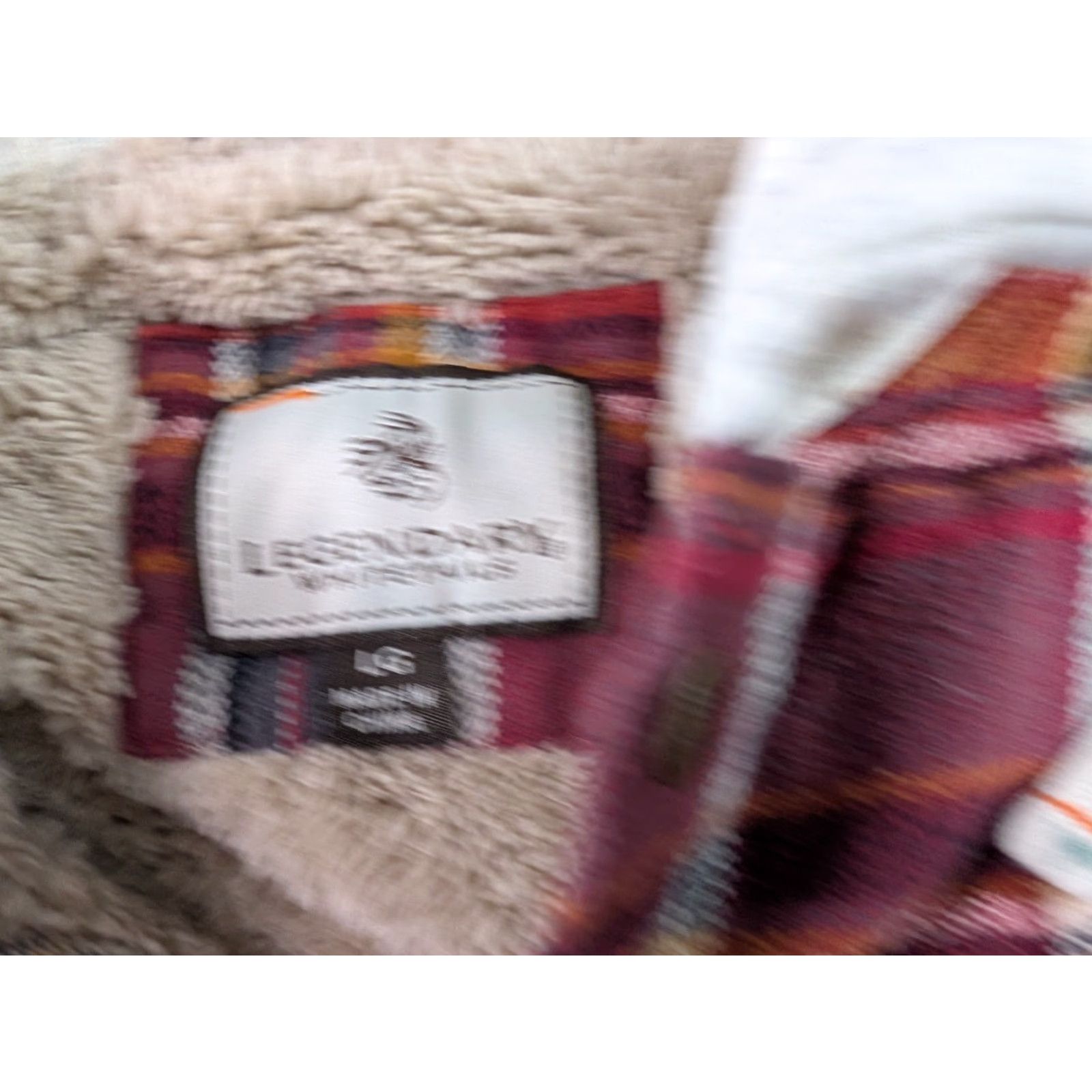 Vintage Legendary Whitetails Sherpa Lined Hooded Flannel Shacket Red Men L Shirt Size US L / EU 52-54 / 3 - 2 Thumbnail