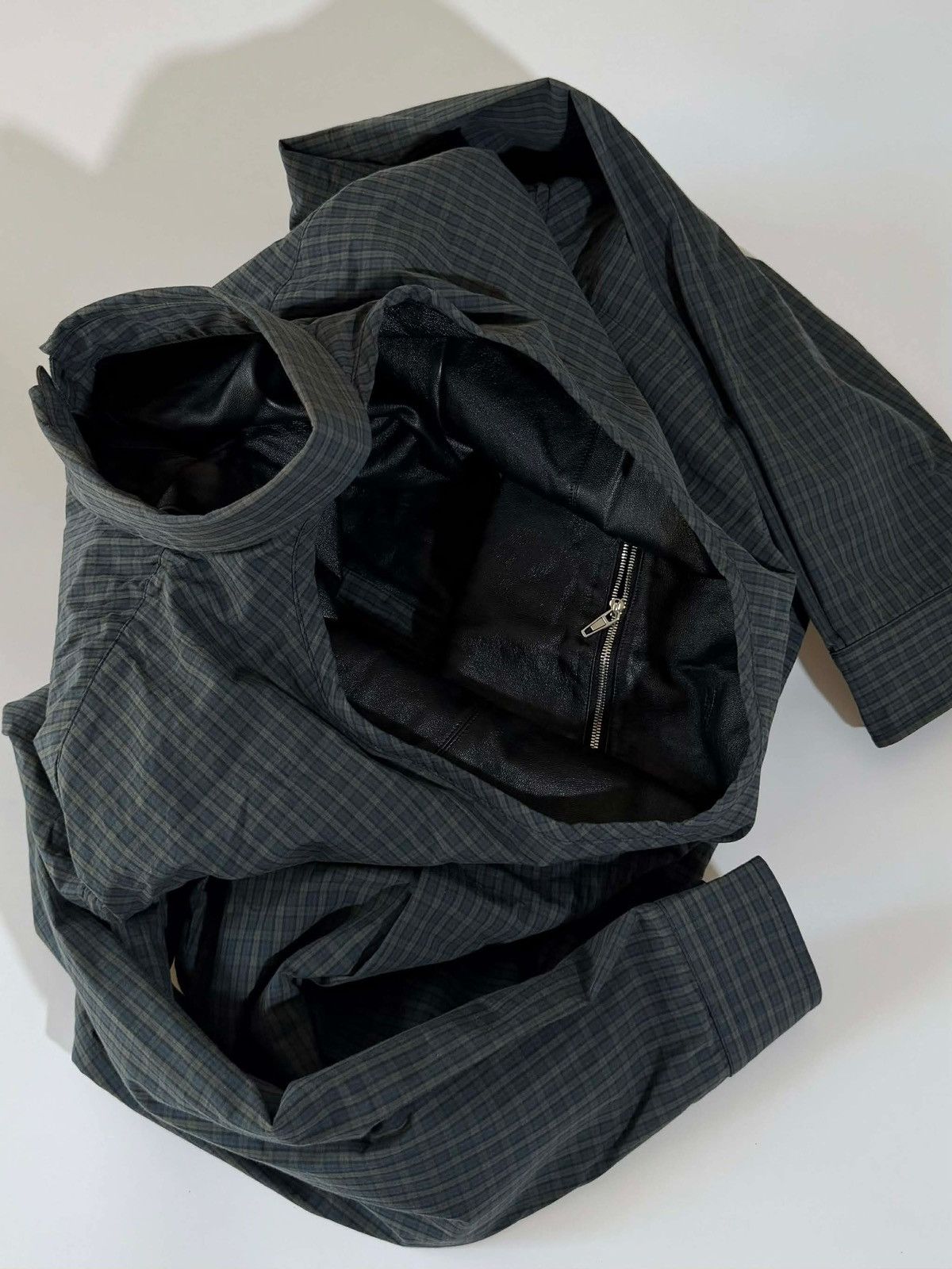 Balenciaga Balenciaga Spring/Summer 2025 Garde Robe Shirt Bag Size ONE SIZE - 5 Thumbnail