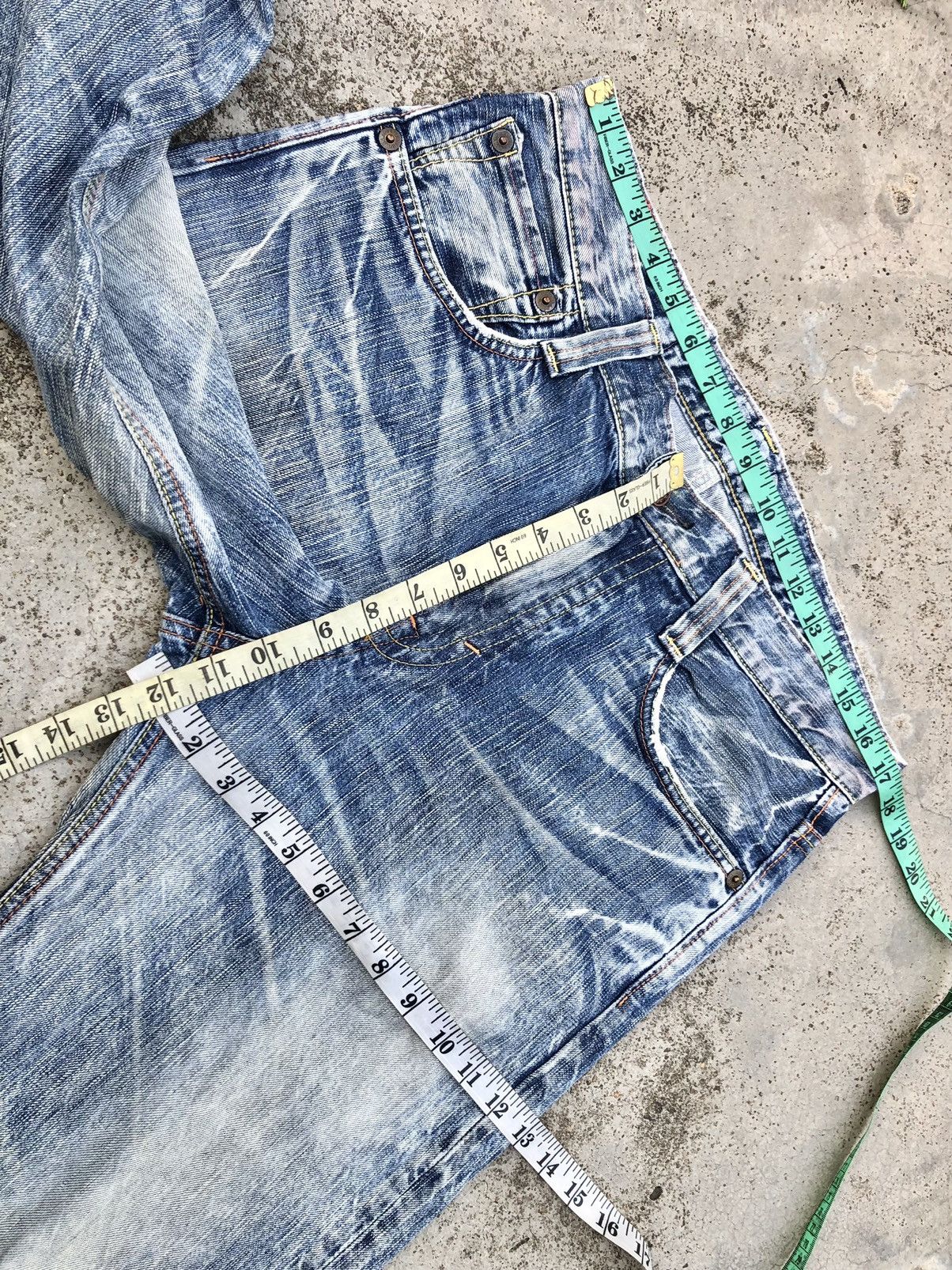 Edwin WASHED BLUE DISTRESSED DENIM BY EDWIN Size US 34 / EU 50 - 7 Thumbnail