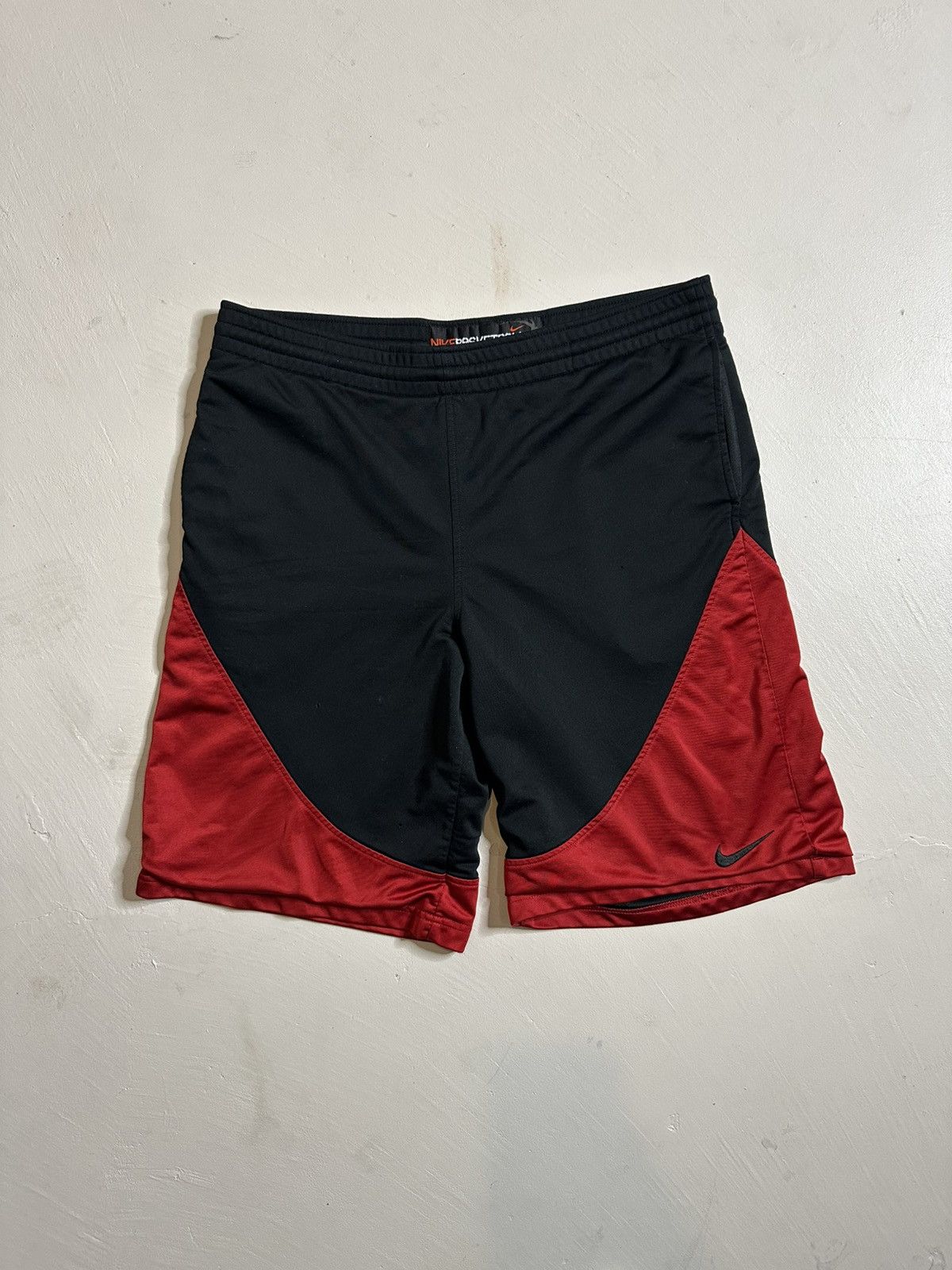Nike Y2K 2000s Nike Basketball Baggy Shorts Size US 34 / EU 50 - 3 Thumbnail