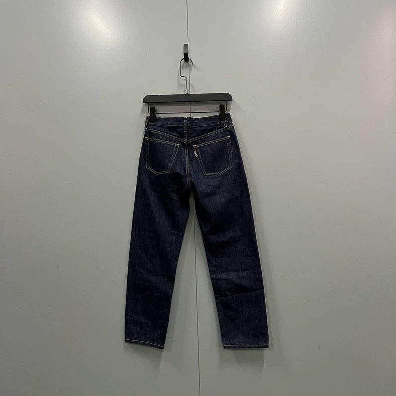 Saint Laurent Paris Saint Laurent Paris Saint Laurent Dark Blue Denim Pants Si Size US 26 / EU 42 - 2 Thumbnail