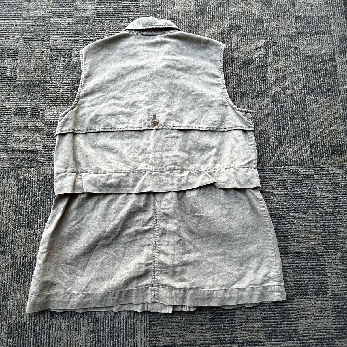 Gap GAP Vtg Y2K Khaki Utility Outdoors Full-Zip Vest Size US XL / EU 56 / 4 - 5 Thumbnail
