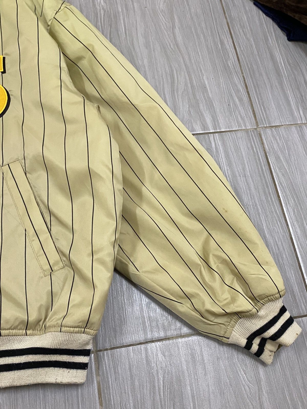 Vintage Vintage Malt's Beer Bomber Jacket - Revisible Size US L / EU 52-54 / 3 - 5 Thumbnail