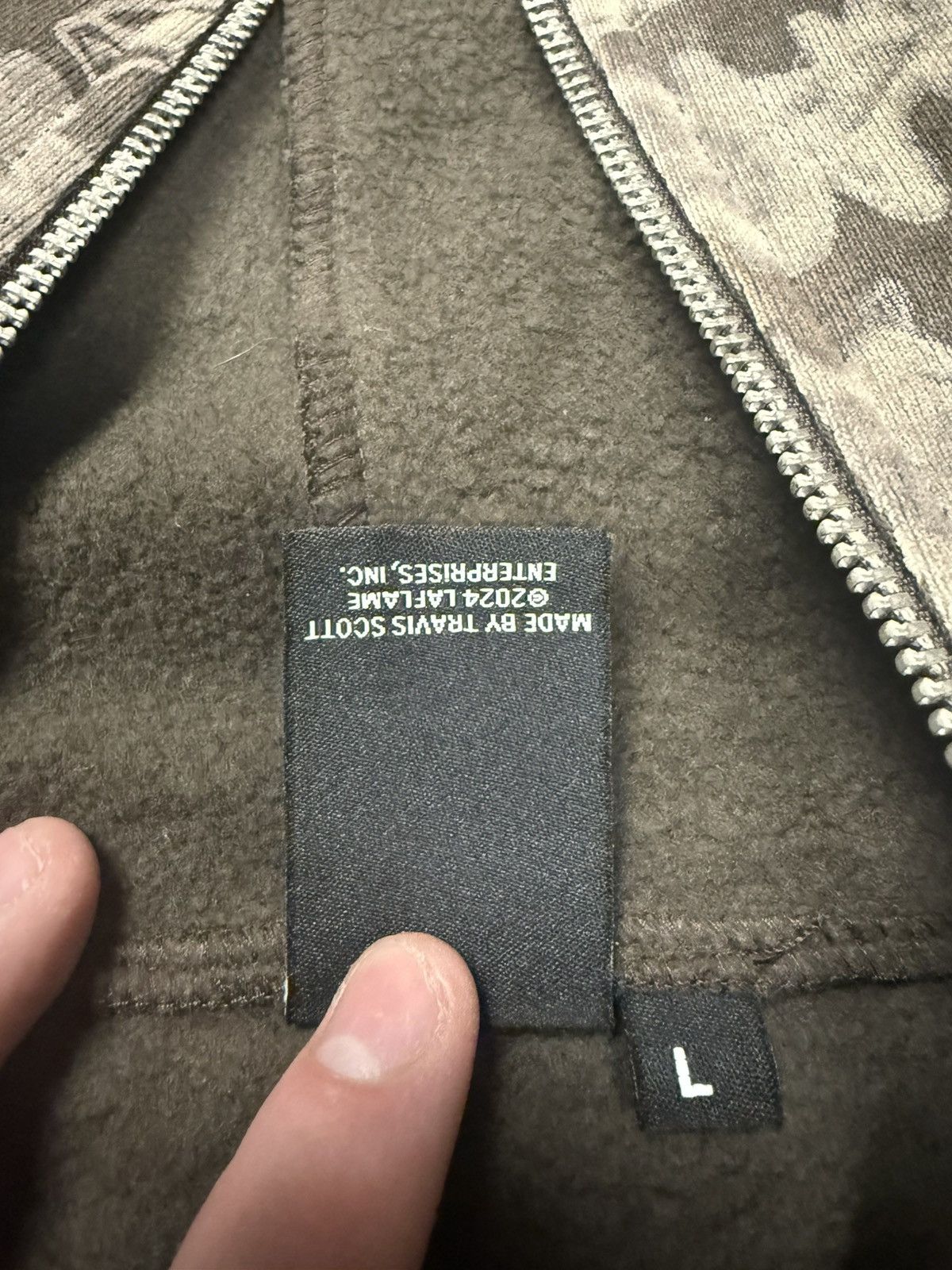 Travis Scott Crazy travis scott exoskeleton full zip Size US L / EU 52-54 / 3 - 5 Thumbnail