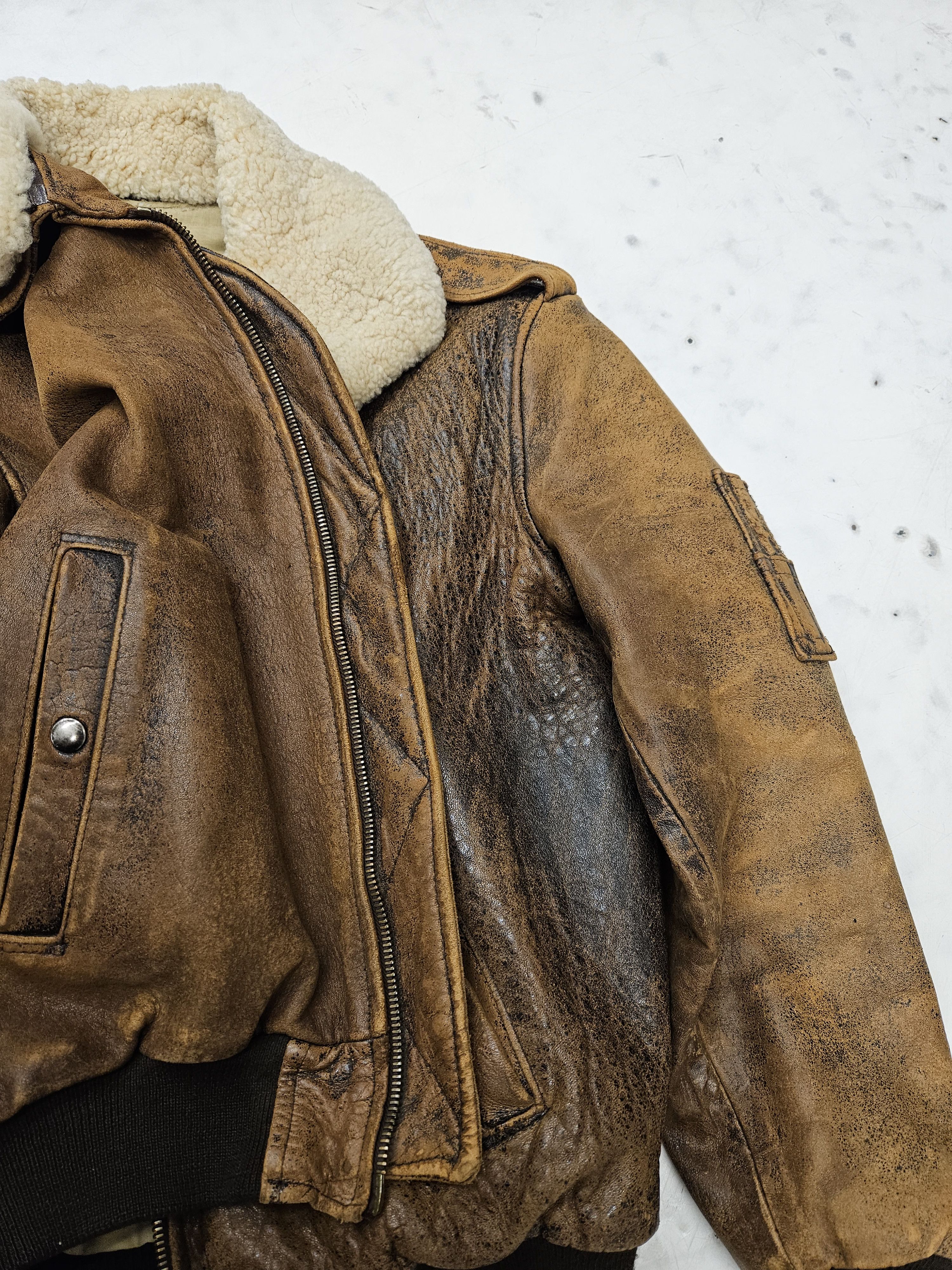 Chevignon Vintage chevignon distressed aviator bomber leather jacket Size US M / EU 48-50 / 2 - 22 Thumbnail