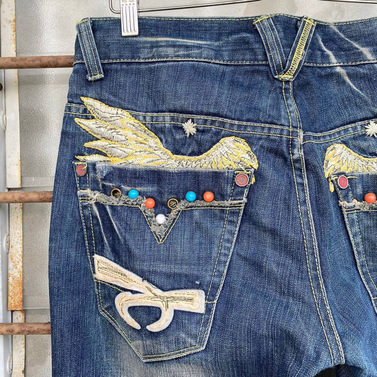 Japanese Brand × Le Grande Bleu (L.G.B.) × Tornado Mart A BEAUTIFUL FLARE DENIM RED PEPPER GOLD LABEL EAGLE WING Size US 31 - 15 Thumbnail