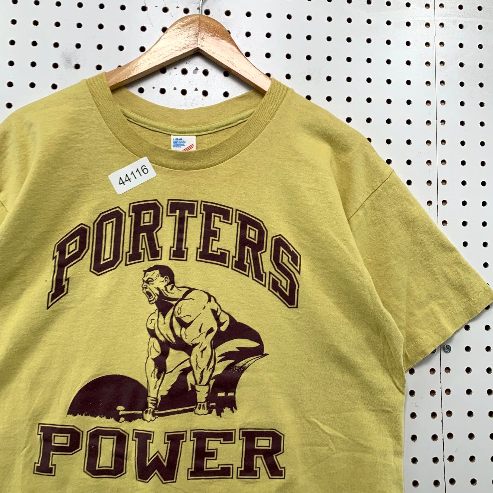 Vintage VINTAGE Duke Weightlift T-Shirt Mens Large Yellow 90s Porters Power USA Size US L / EU 52-54 / 3 - 6 Thumbnail
