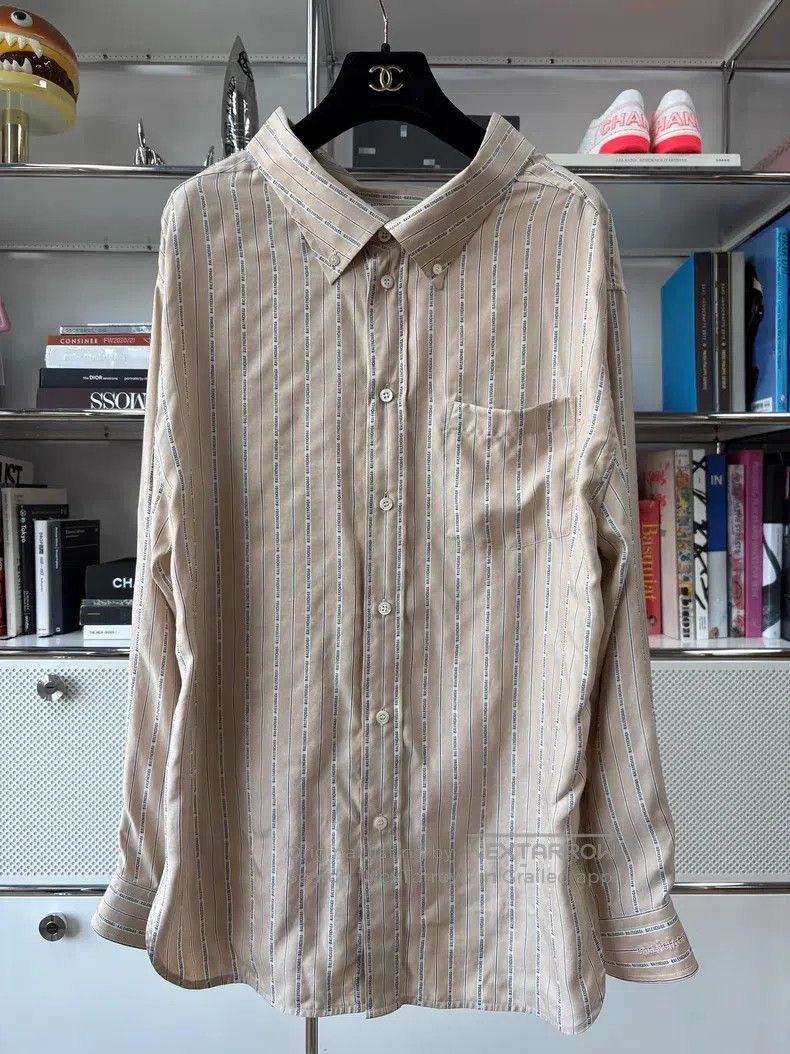 Balenciaga Balenciaga Khaki Striped Printed Shirt Size XS / US 0-2 / IT 36-38 - 1 Thumbnail