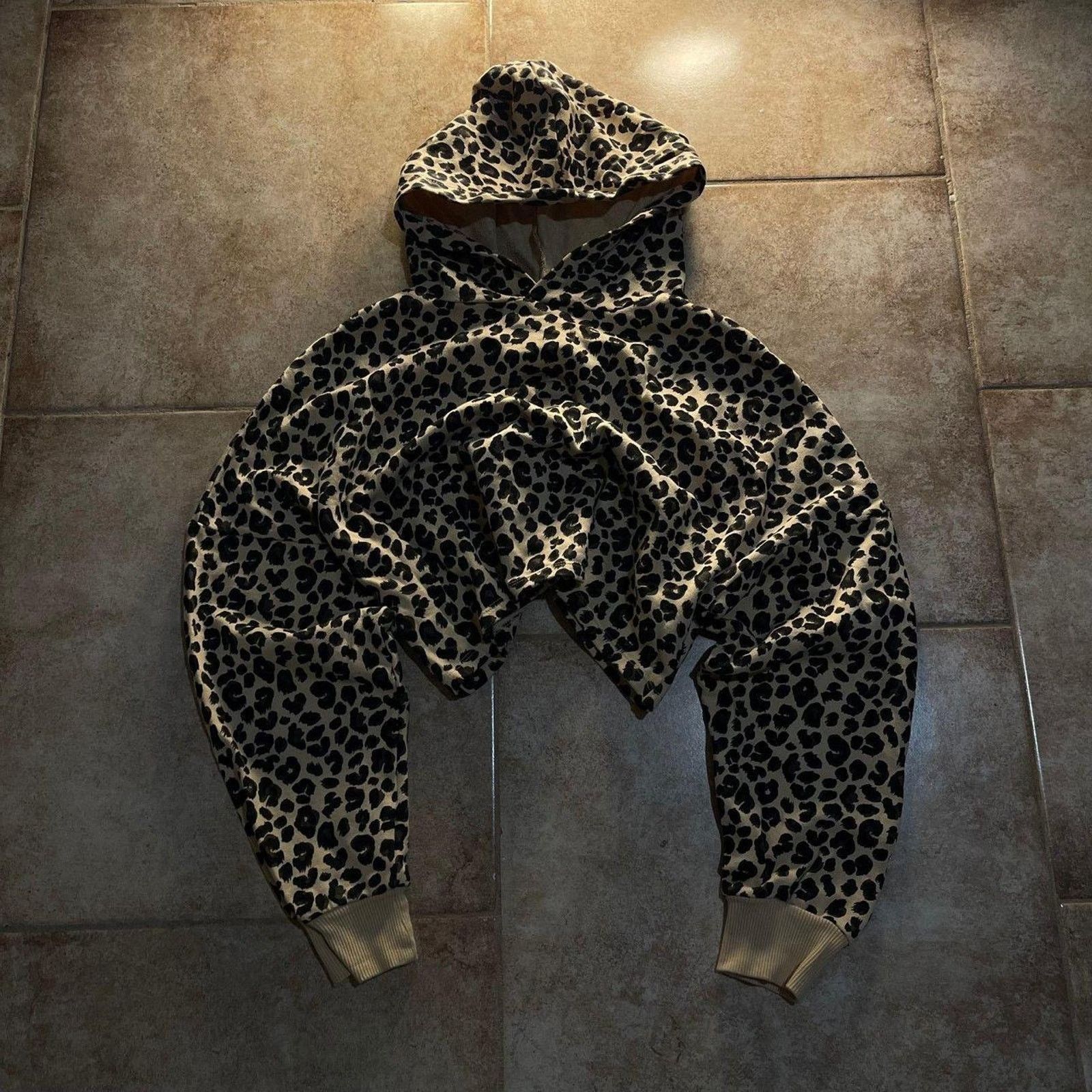 H&M Vintage Leopard Cheetah Print H&M Cropped Hoodie Crop Top Size S / US 4 / IT 40 - 2 Thumbnail