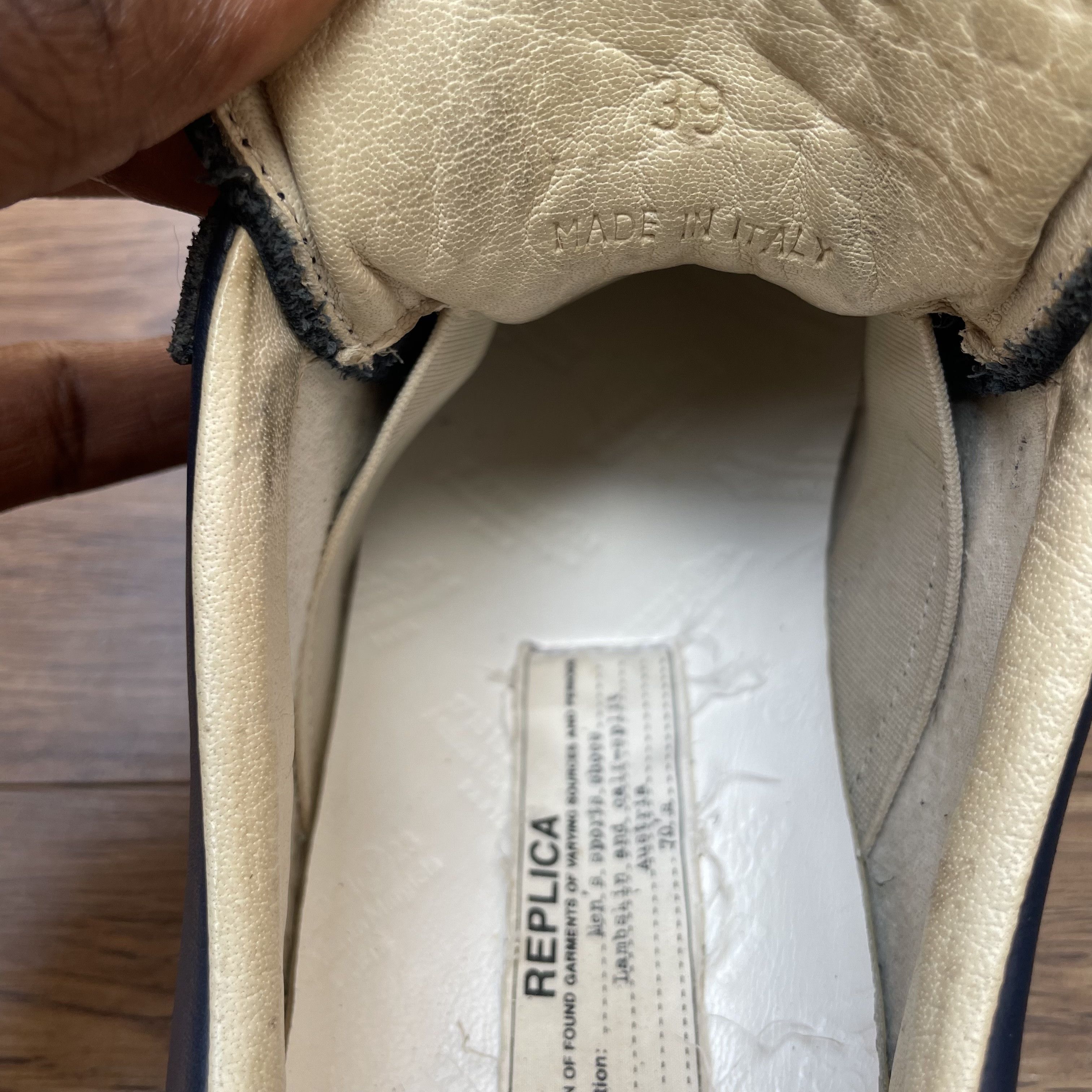 Maison Margiela Maison Margiela Replica GATs Size US 6 / EU 39 - 8 Thumbnail