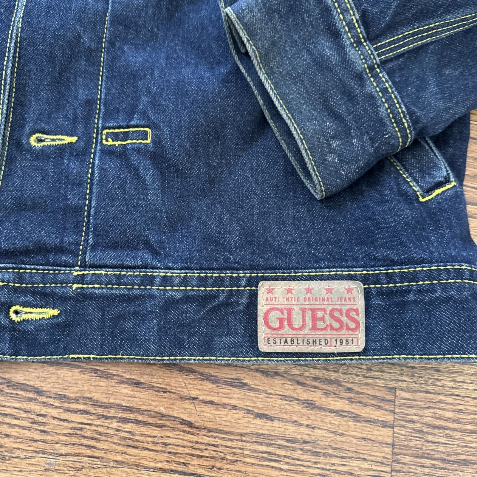 Guess Guess Vintage Jean Jacket dark wash Mens Size L Size US L / EU 52-54 / 3 - 2 Thumbnail