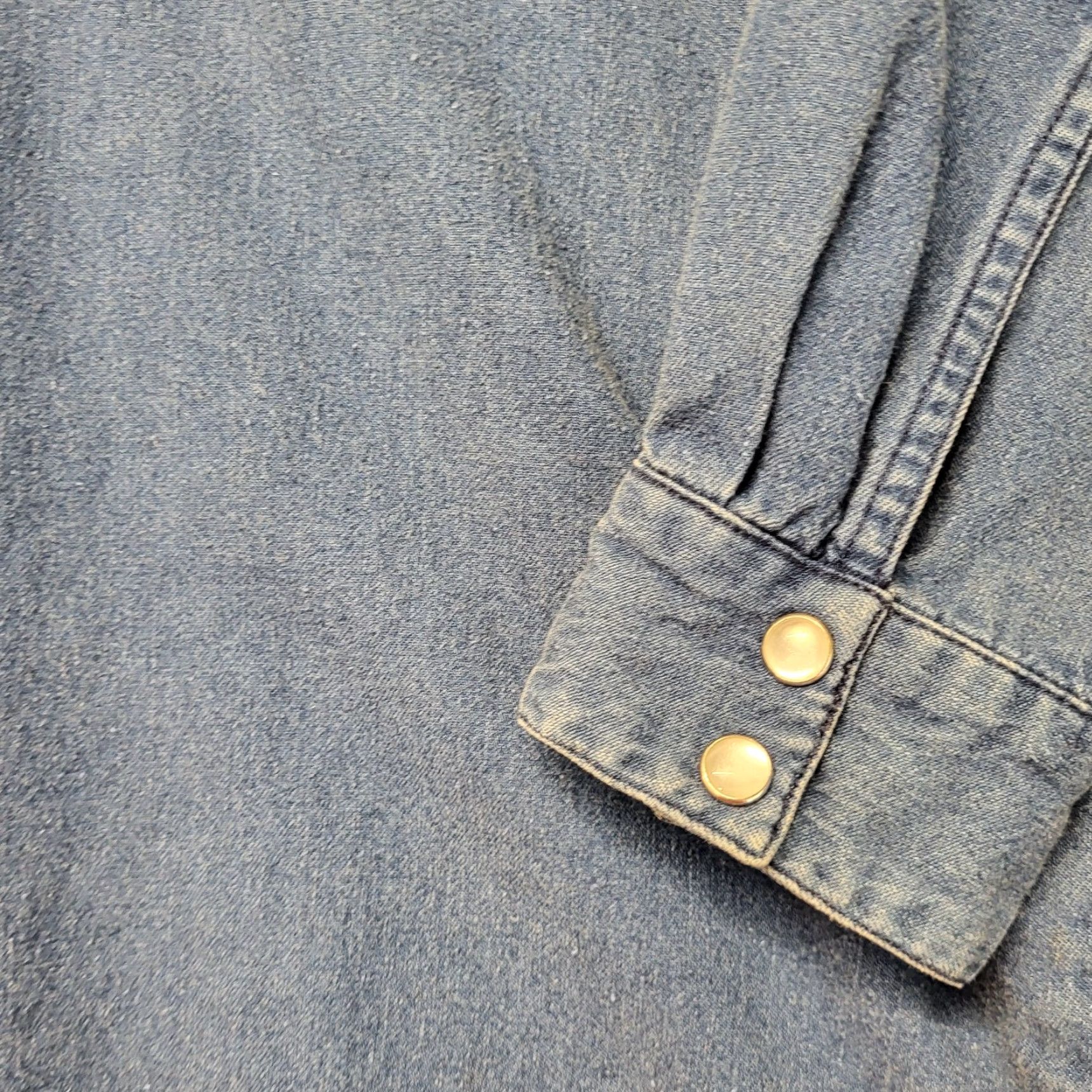 Pepe Jeans VINTAGE Pepe Jeans Shirt Men’s Size S Denim Pearl Snap Long Sleeve Cowboy Mens Blue Cowboy Theme Classic Workwear Casual 2000s Size US S / EU 44-46 / 1 - 4 Thumbnail