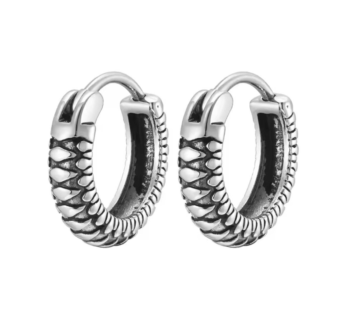 Jewelry × Vintage Vintage Snake Pattern Hoop Earrings Size ONE SIZE - 4 Thumbnail