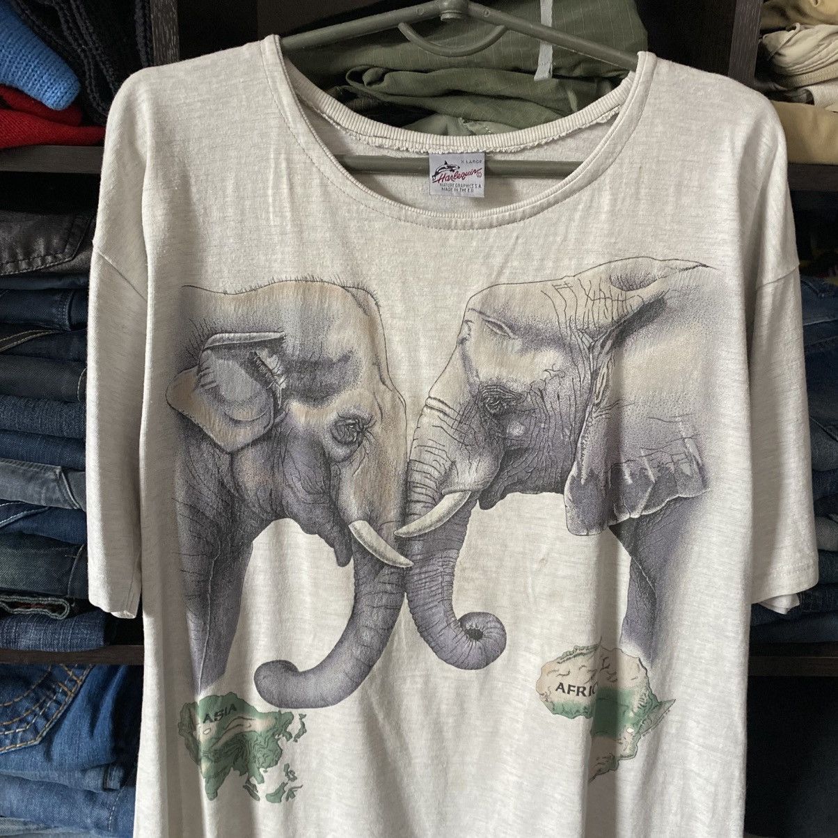 Other Vintage Harlequin Elephant nature 1992 big logo tee size XL Size US XL / EU 56 / 4 - 2 Thumbnail
