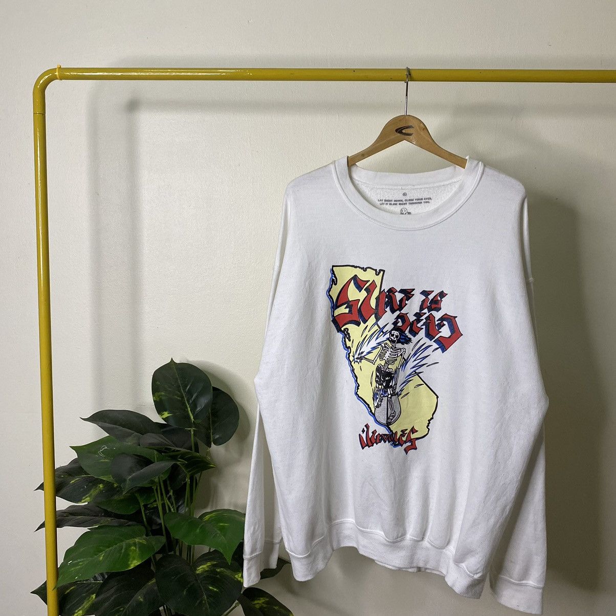 Vintage Y2K Surf Is Dead Surfing Skeleton Sweatshirt Size US XL / EU 56 / 4 - 1 Thumbnail