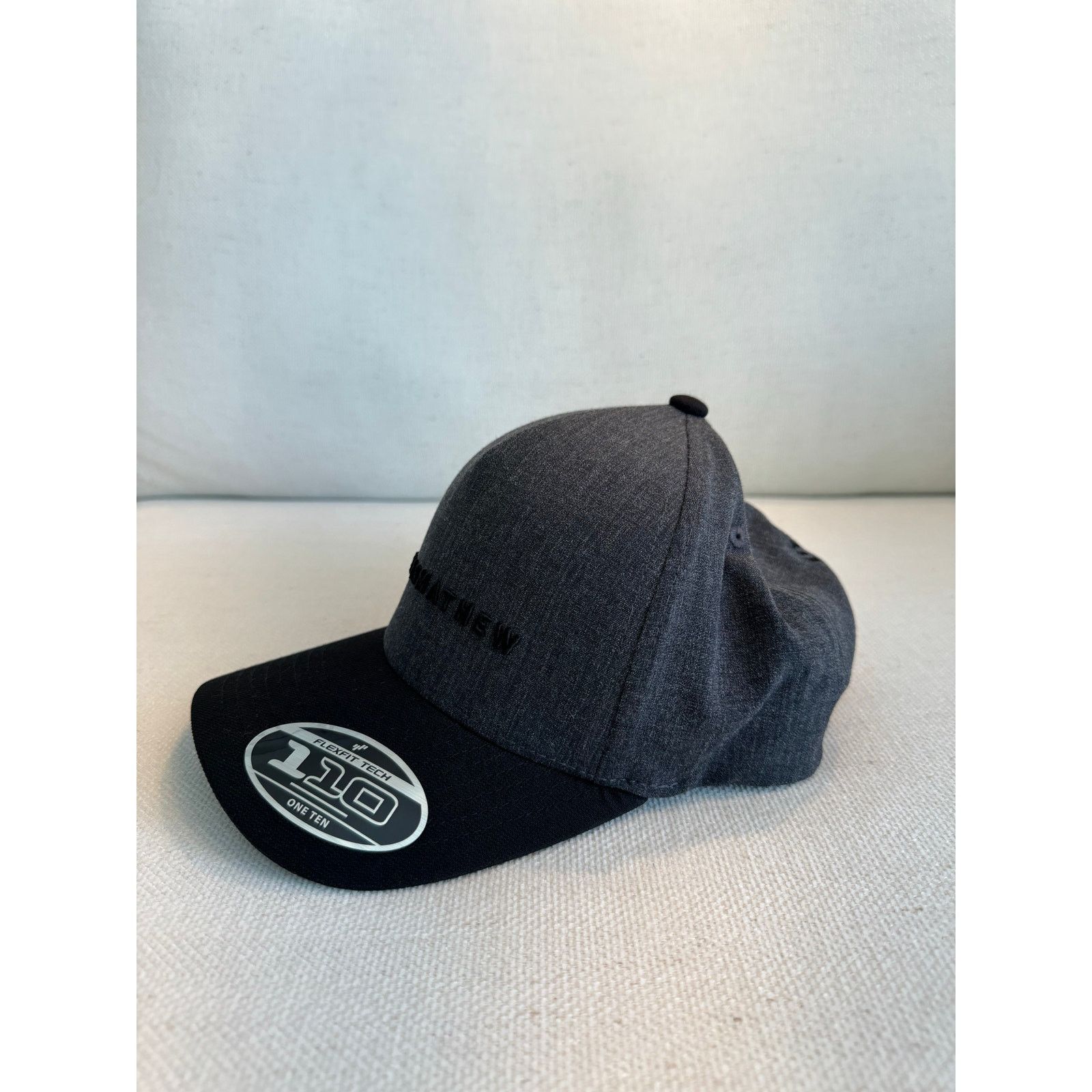 TravisMathew Travis Mathew Hat - Men’s (OS) Dark Gray/Black Size ONE SIZE - 2 Thumbnail