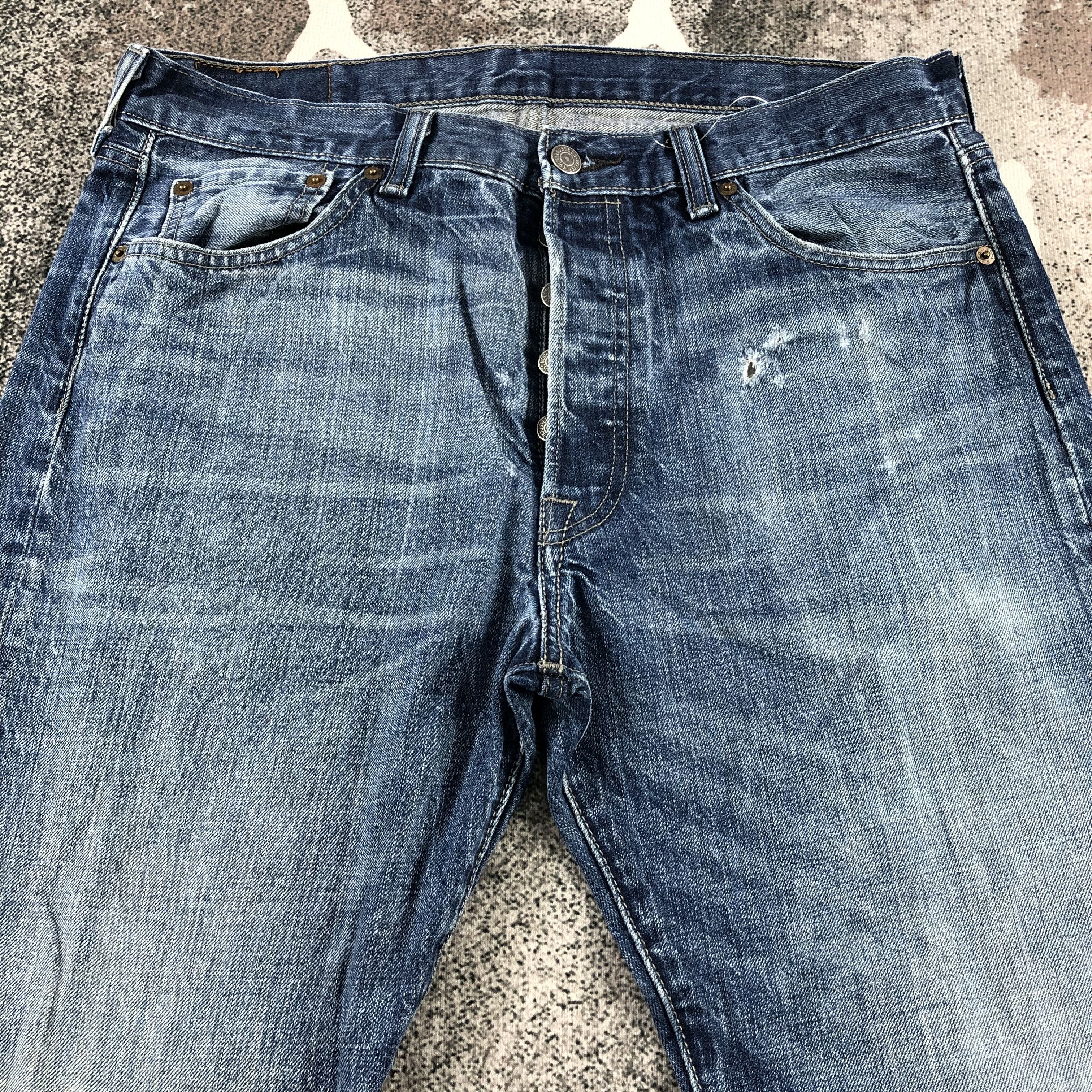 Levi's Vintage 501 Jeans Blue Wash Denim KJ941 Size US 34 / EU 50 - 3 Thumbnail