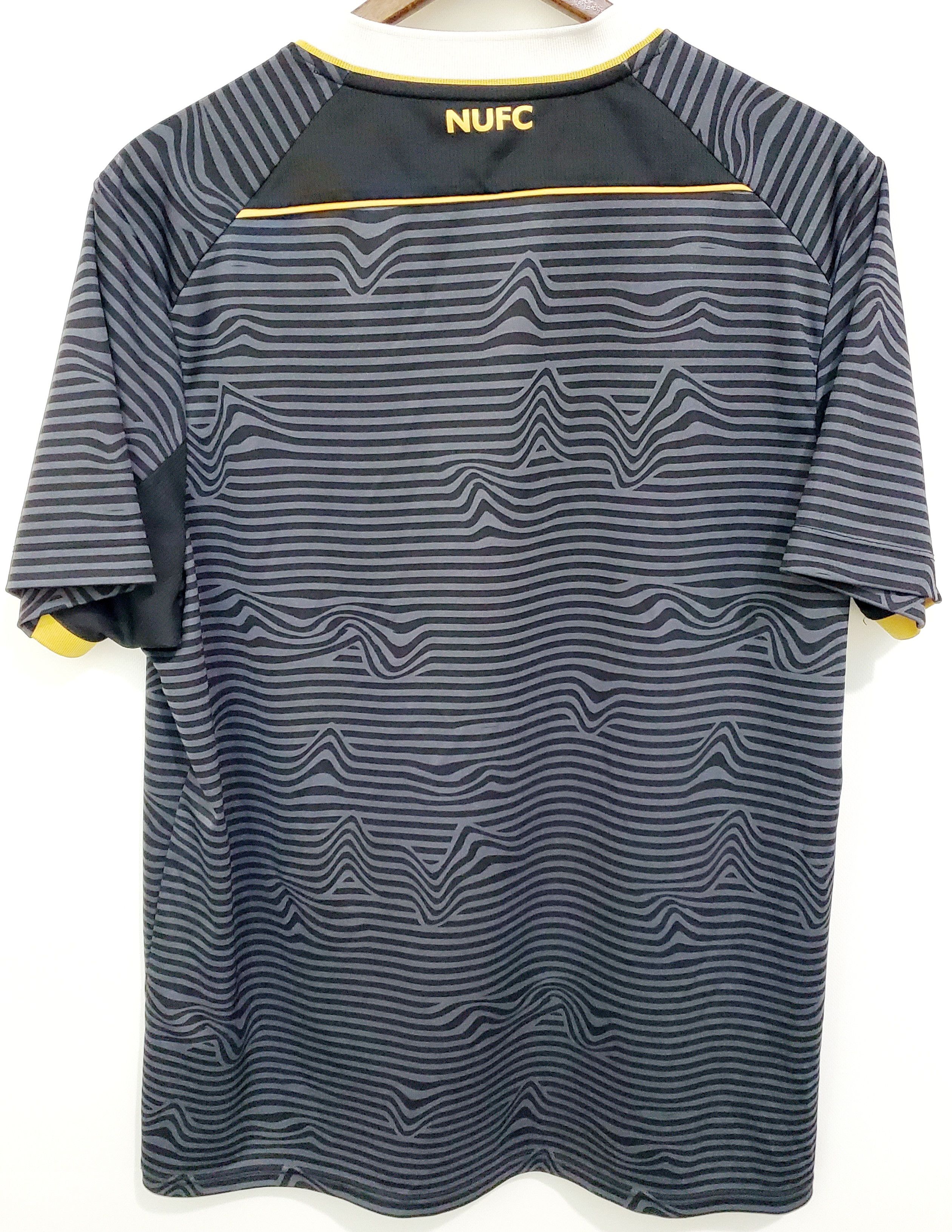 Castore Newcastle United 2021/2022 Away soccer Jersey size Xl Size US XL / EU 56 / 4 - 5 Thumbnail