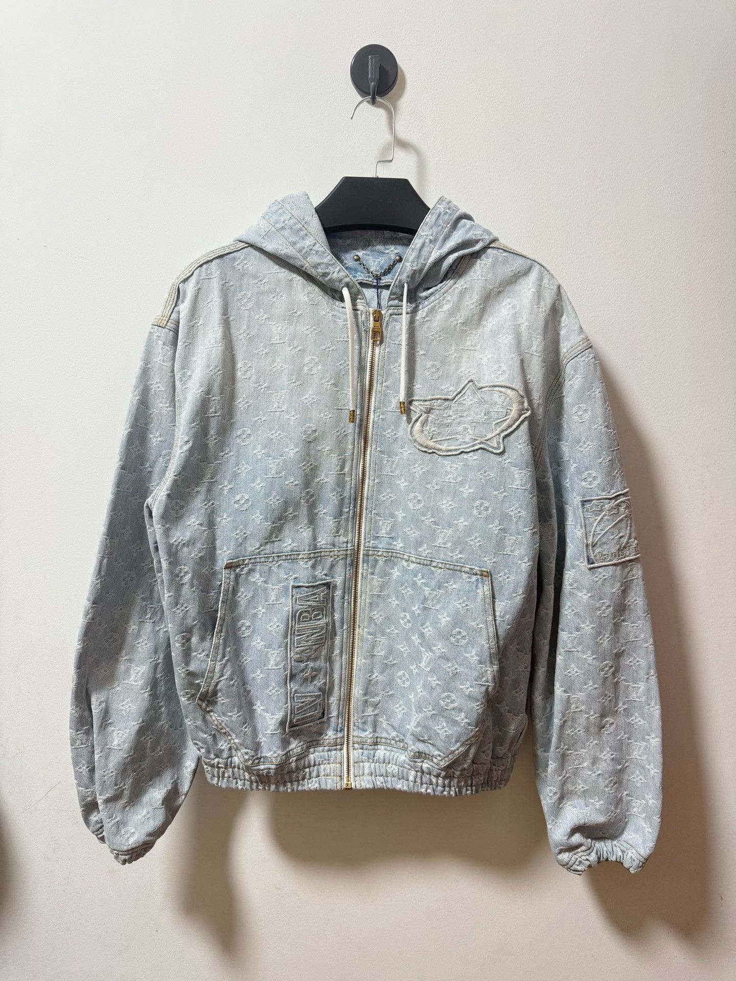 Louis Vuitton Louis Vuitton NBA Limited Denim Jacket Size US M / EU 48-50 / 2 - 1 Thumbnail