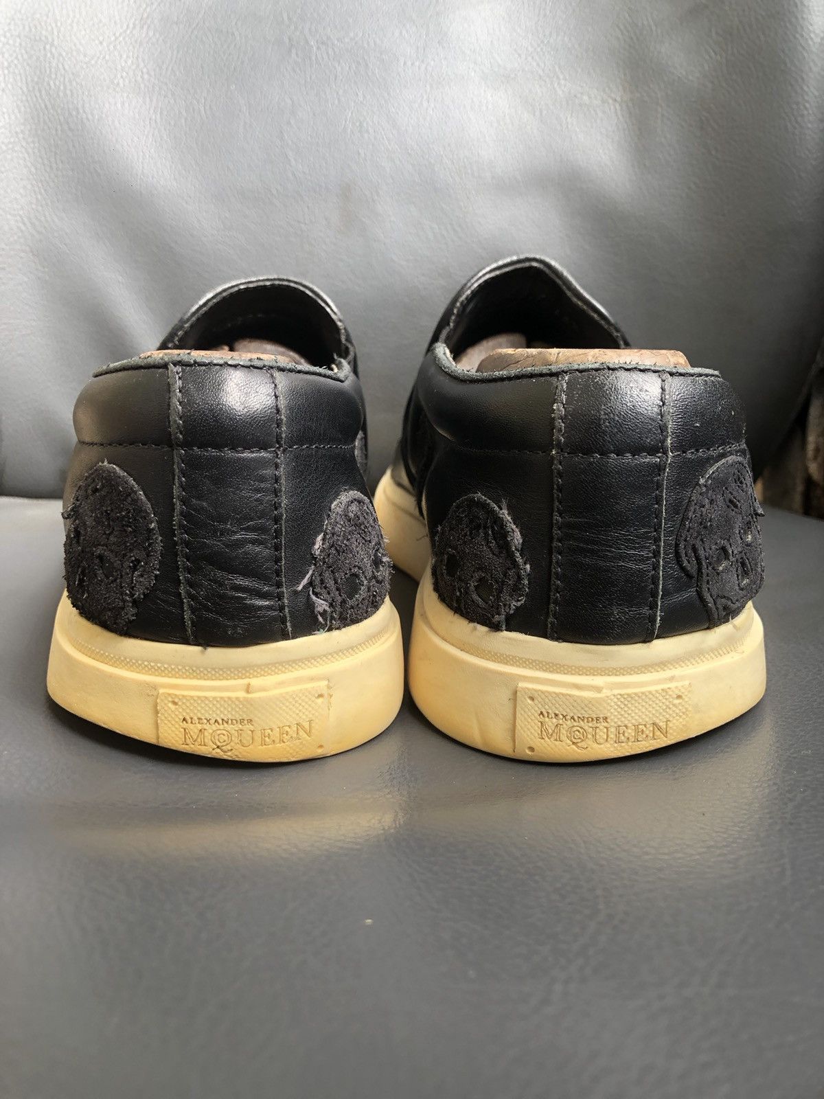 Alexander McQueen Alexander McQueen 432336 Black Leather Sneakers size 40 Size US 6.5 / EU 39-40 - 14 Thumbnail