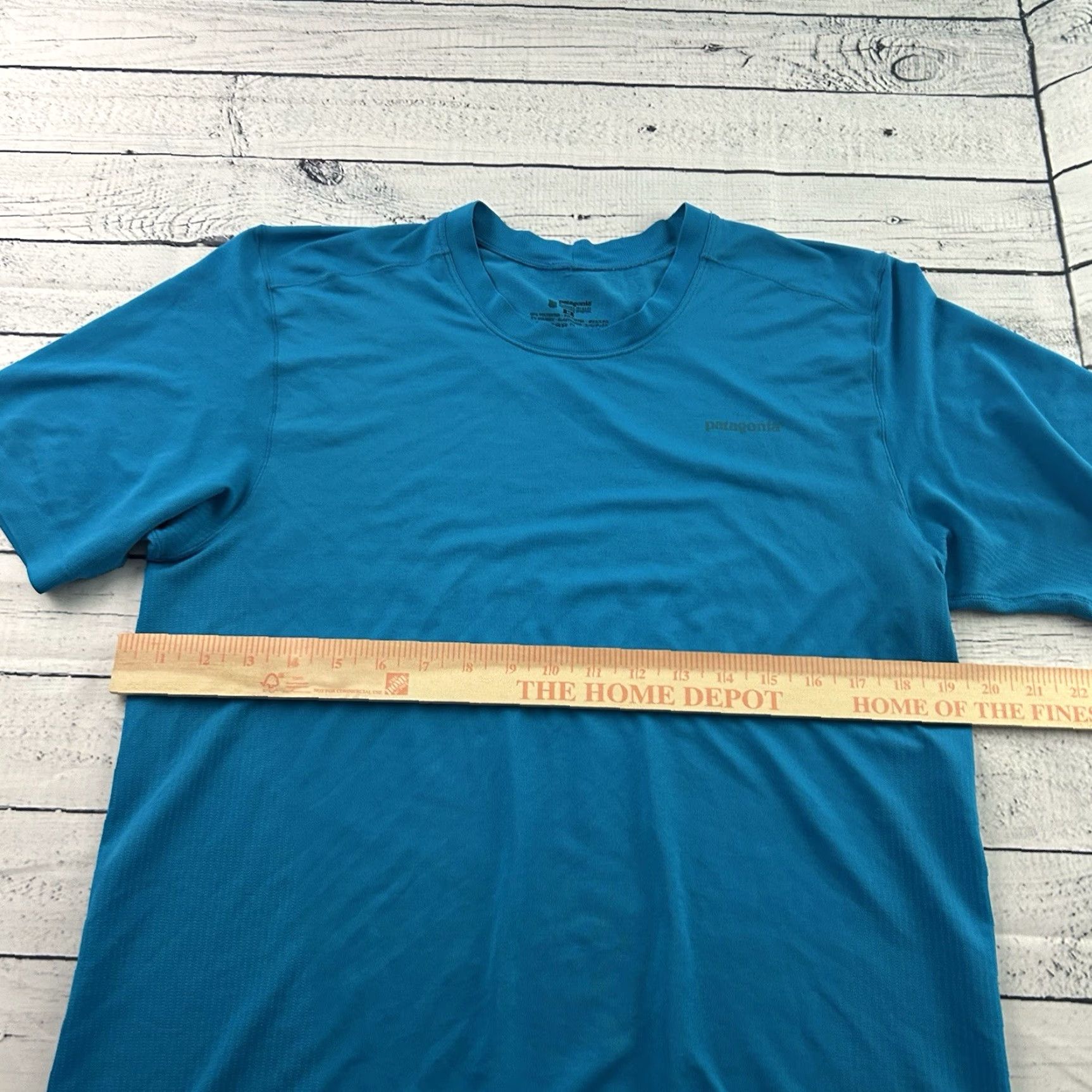Patagonia Patagonia Short Sleeve Shirt Men M Medium Blue Polyester Spandex Baselayer T-Shirt Activewear Size US M / EU 48-50 / 2 - 5 Thumbnail