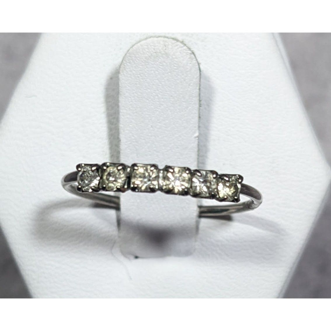 Other Simple Elegant Rhinestone Line Silver Tone Ring Size 8 1/4 Size ONE SIZE - 1 Thumbnail