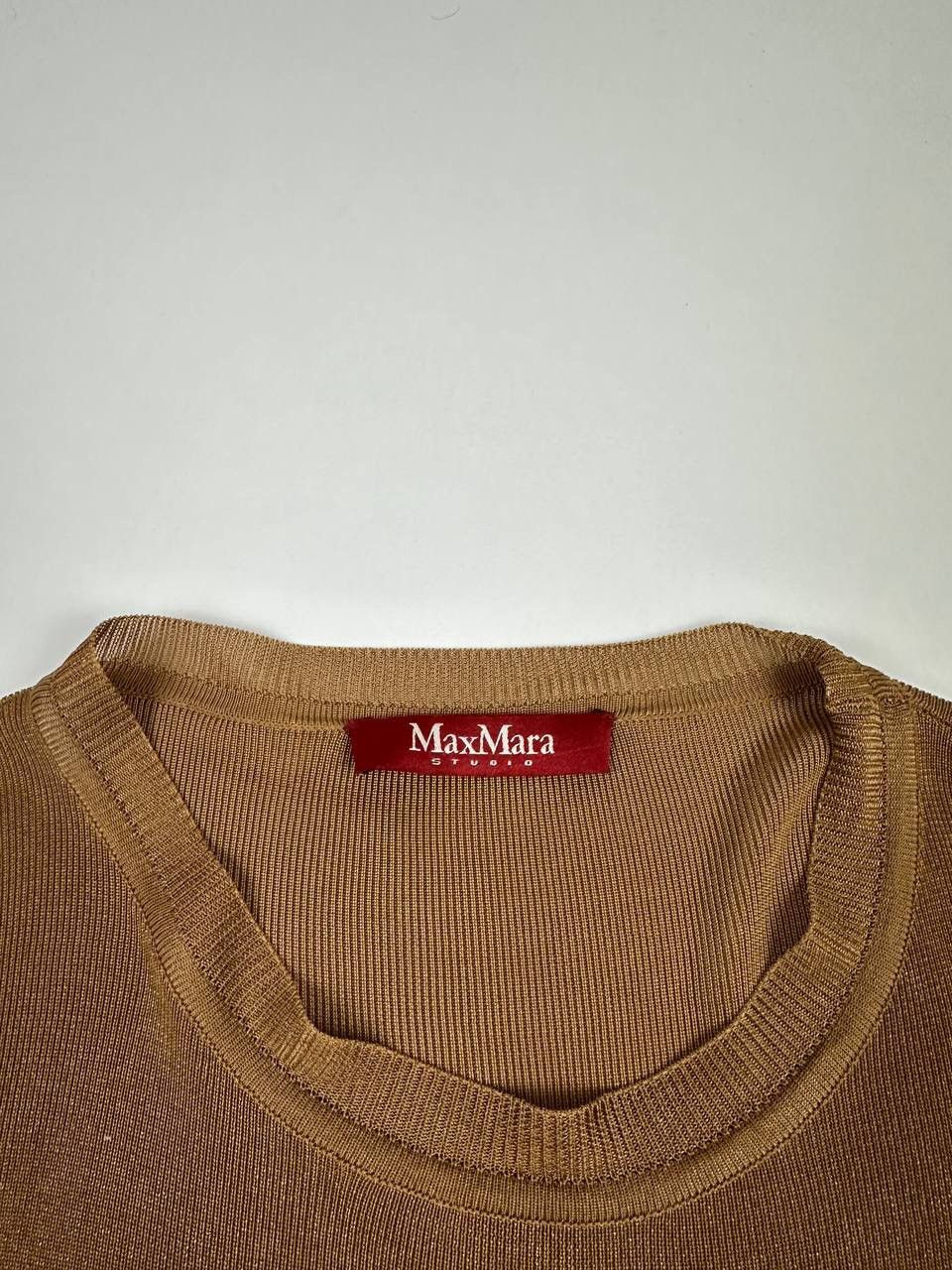 Max Mara T-shirt from Max Mara Size M / US 6-8 / IT 42-44 - 3 Thumbnail