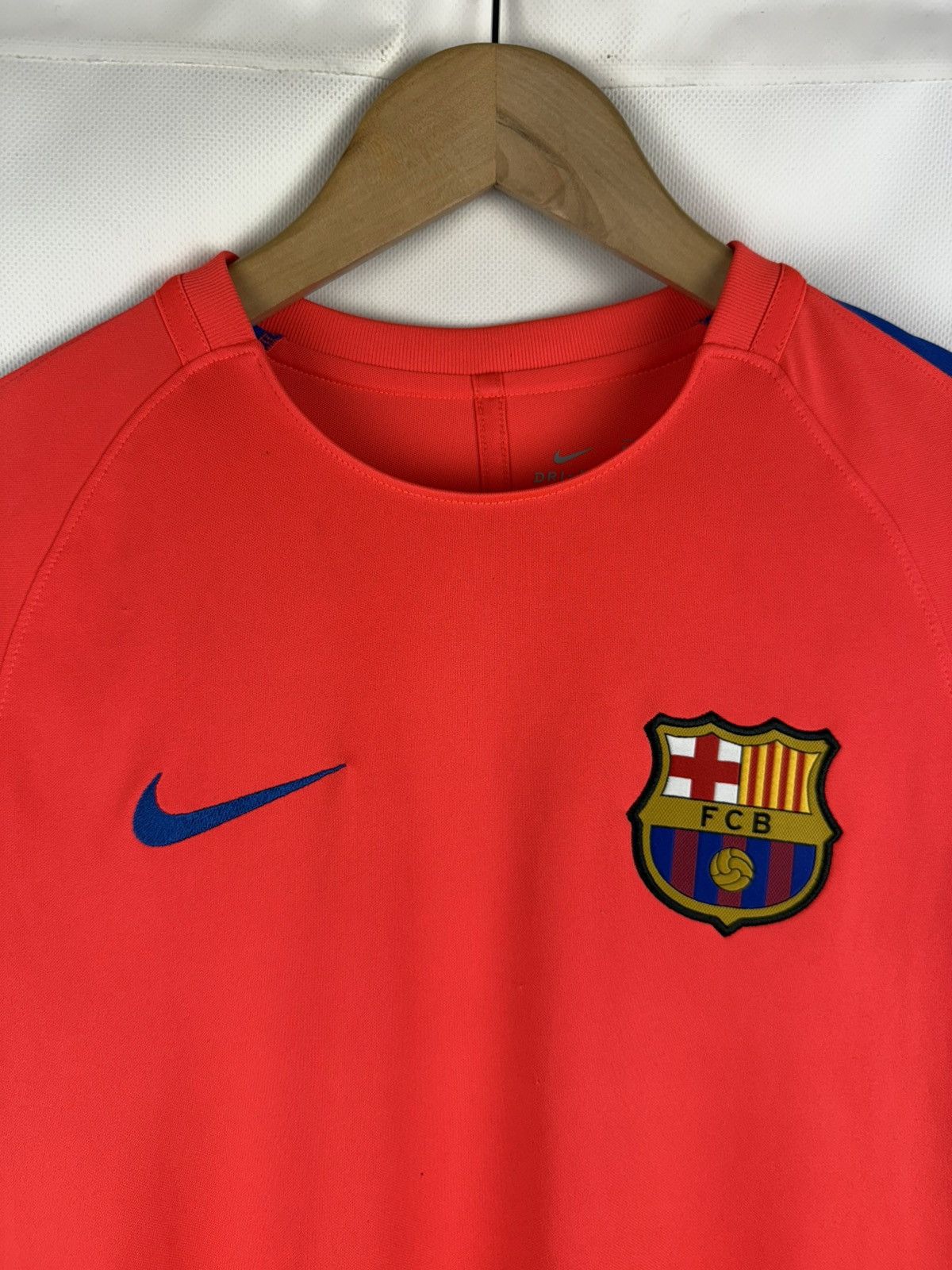 Nike Nike FC Barcelona 20016 / 17 Training Soccer Jersey Shirt Size US M / EU 48-50 / 2 - 8 Thumbnail