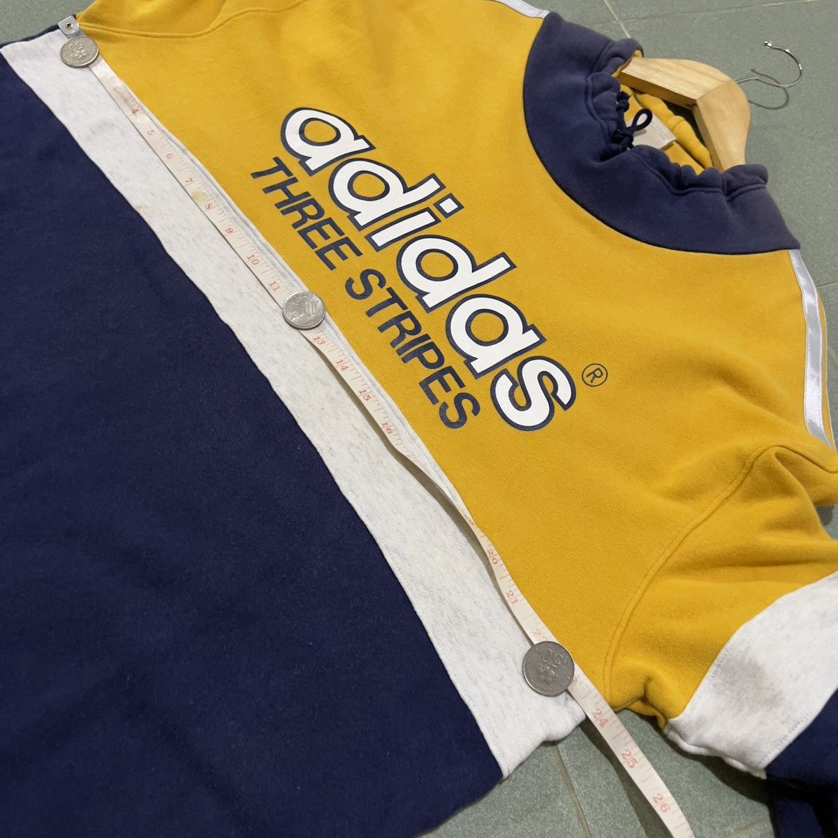 Adidas Adidas Vtg Three Stripe (Japan) Size US XL / EU 56 / 4 - 11 Thumbnail