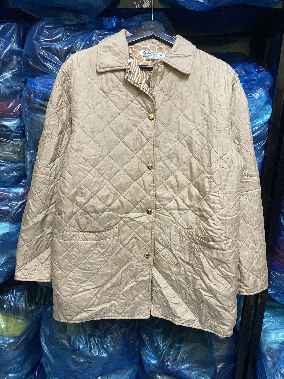 Salvatore Ferragamo VINTAGE SALVATORE FERRAGAMO ANIMAL PRINTING QUILTED JACKET Size US S / EU 44-46 / 1 - 10 Thumbnail